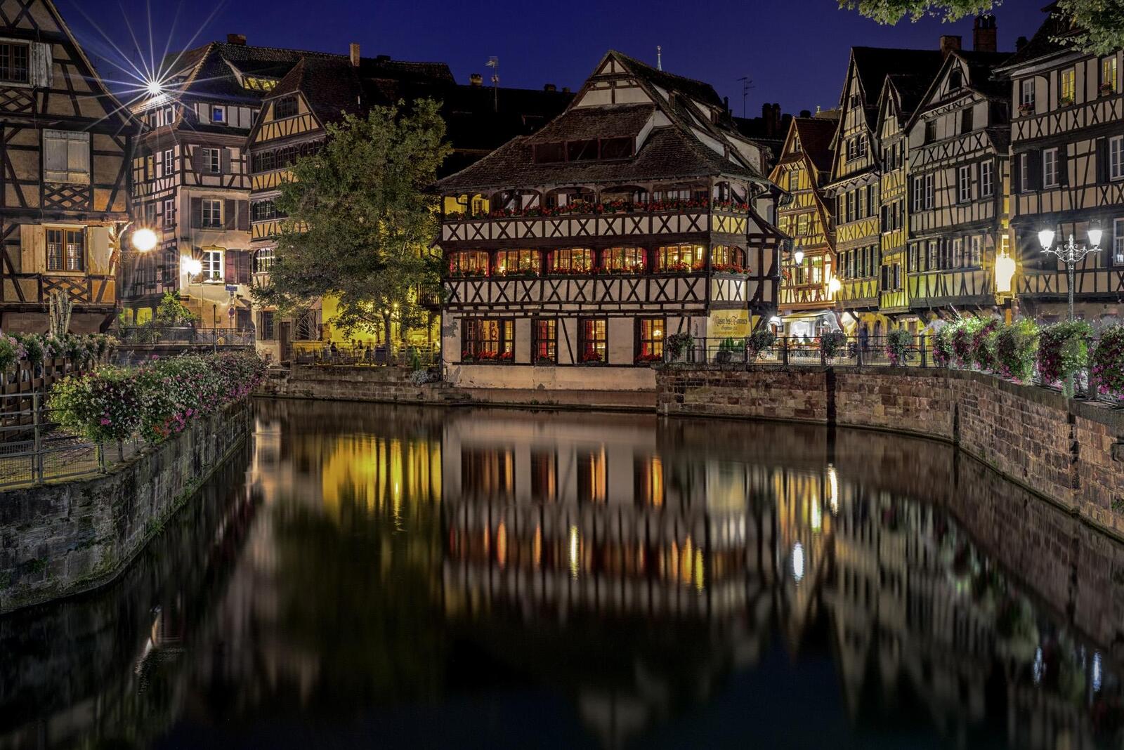 Обои река дома Страсбург на рабочий стол