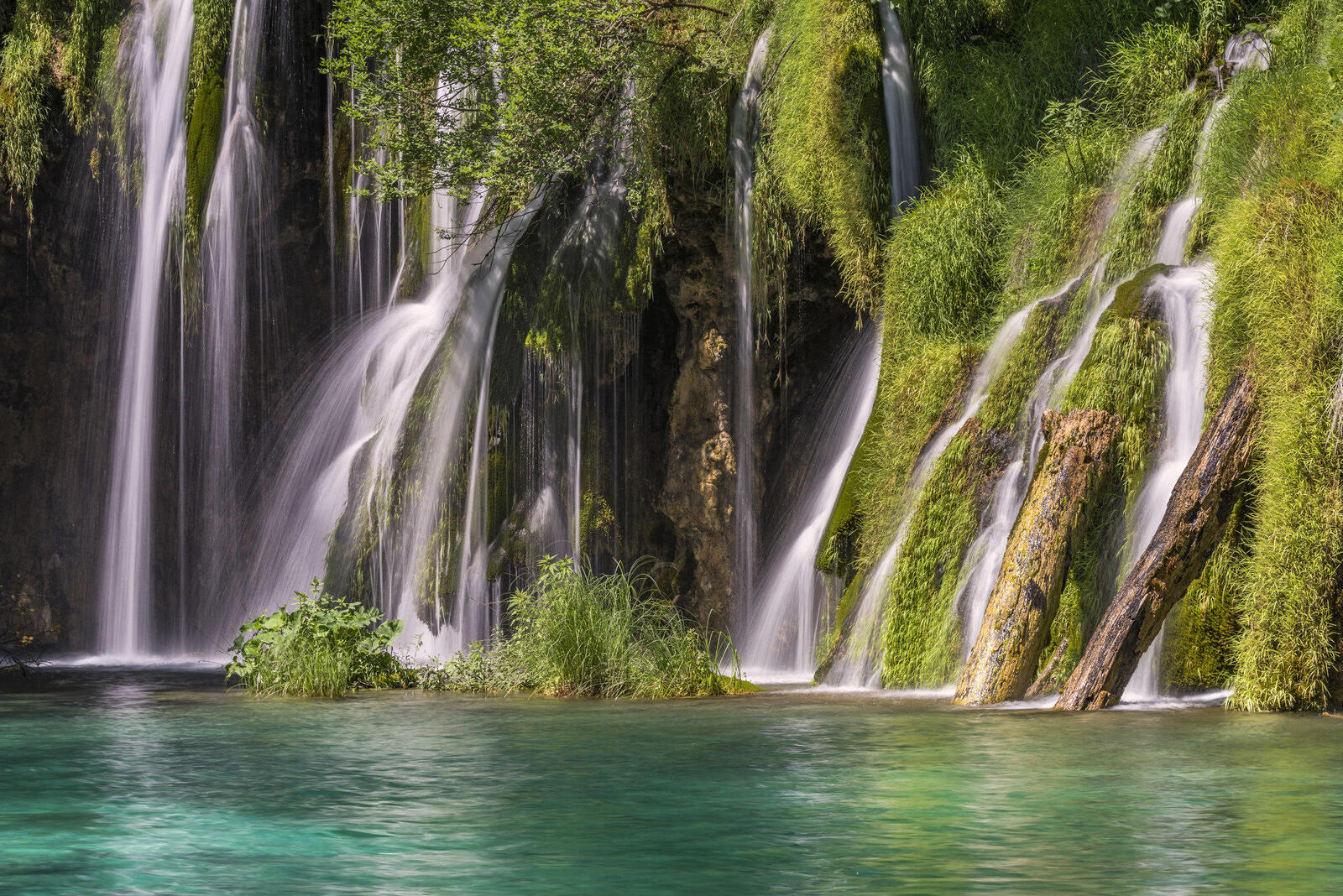 Wallpapers Plitvice Lakes National Park landscape waterfalls on the desktop