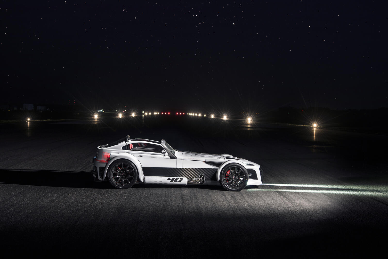 Wallpapers Donkervoort white night on the desktop