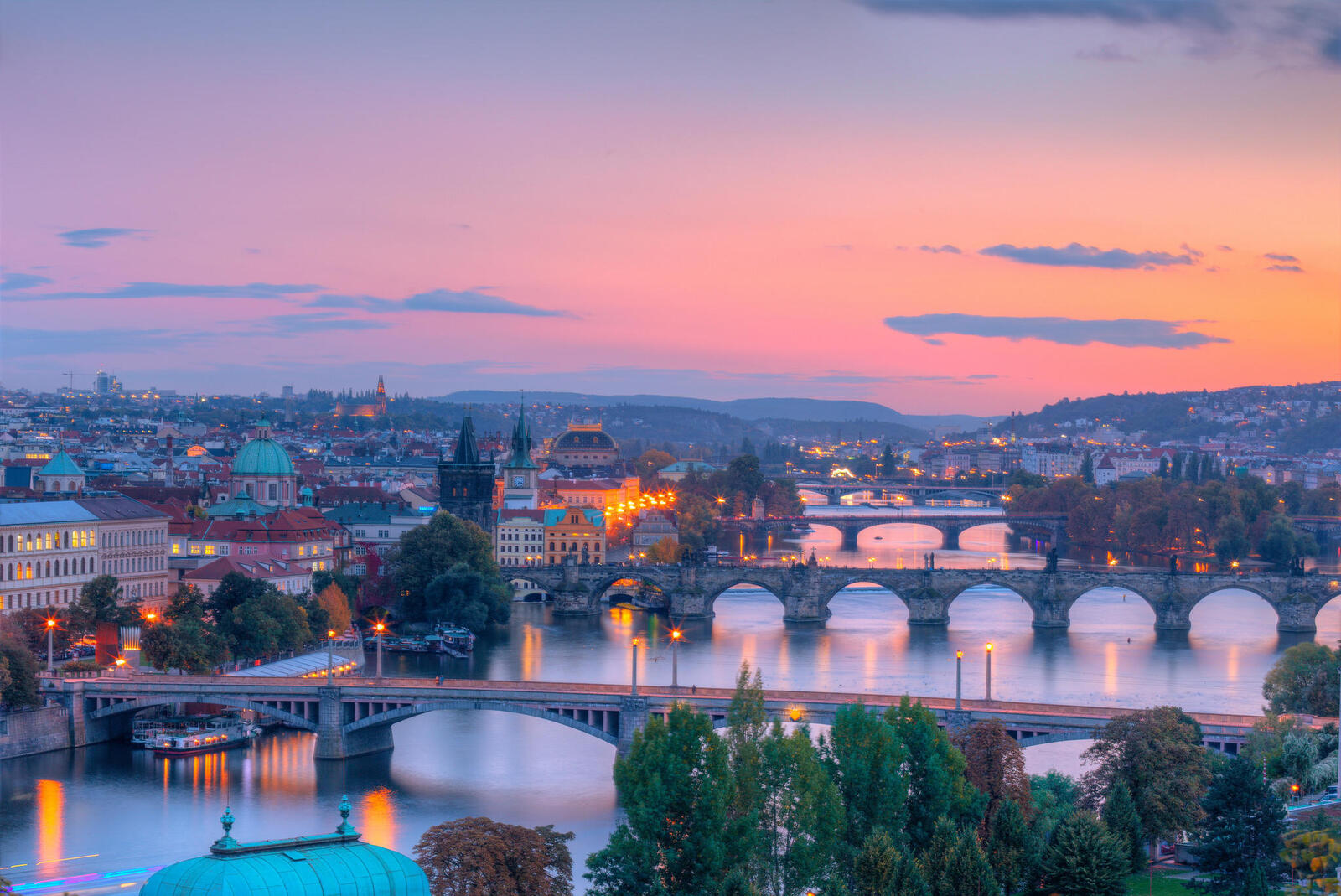 Обои Прага Чехия закат на рабочий стол