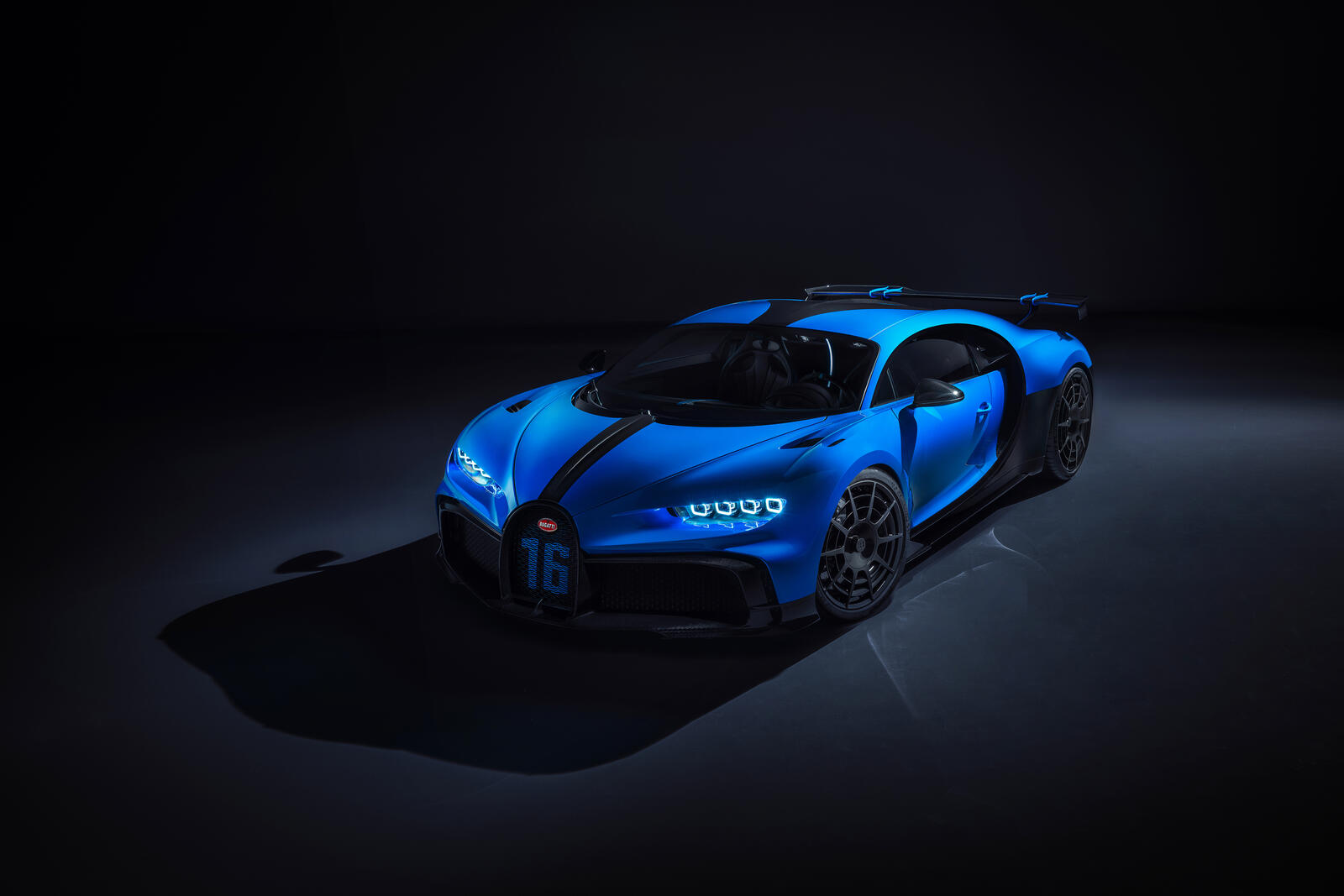 Wallpapers bugatti chiron pur sport Bugatti cars 2020 year on the desktop