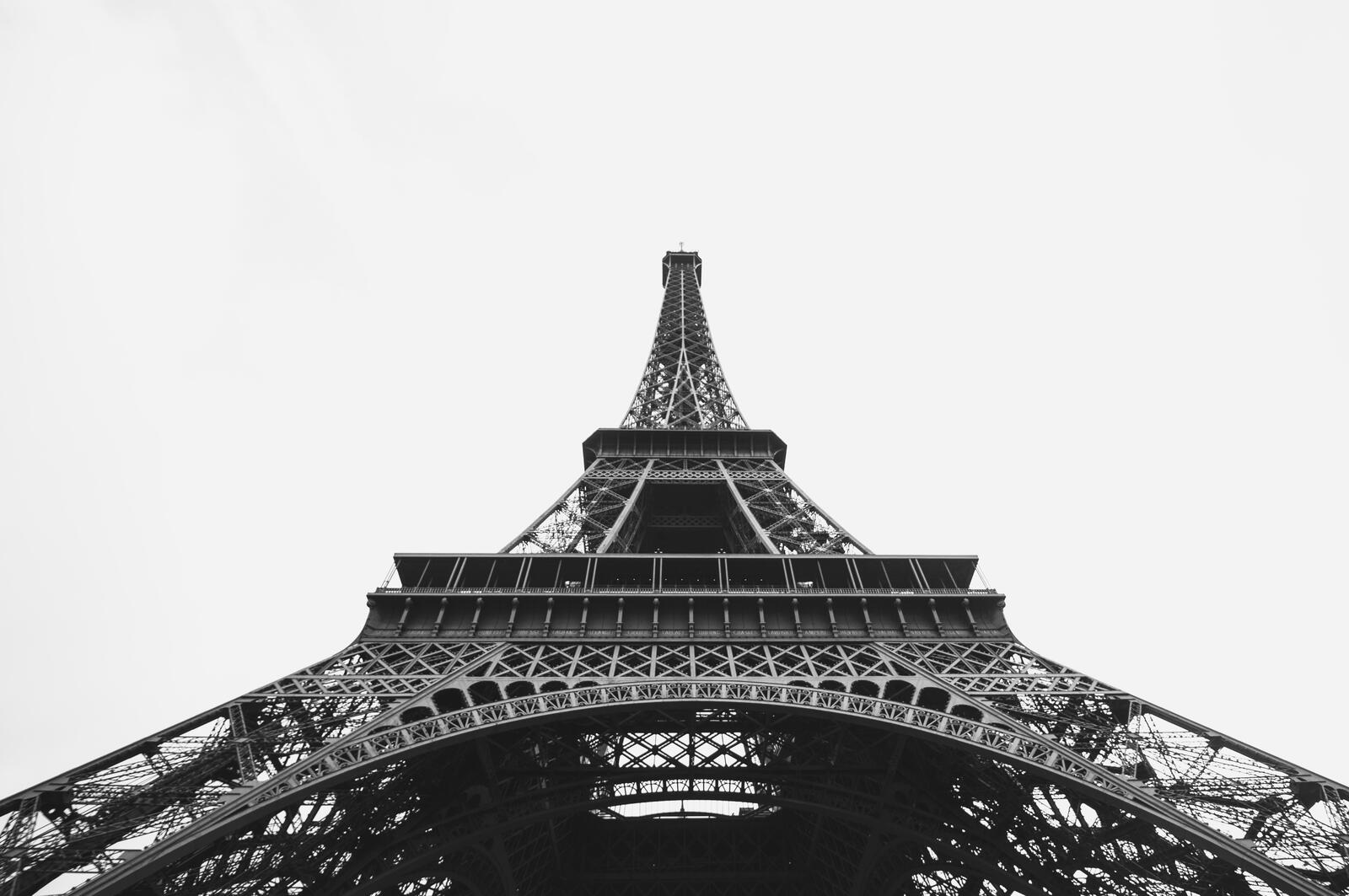 Обои памятник туристические Париж на рабочий стол