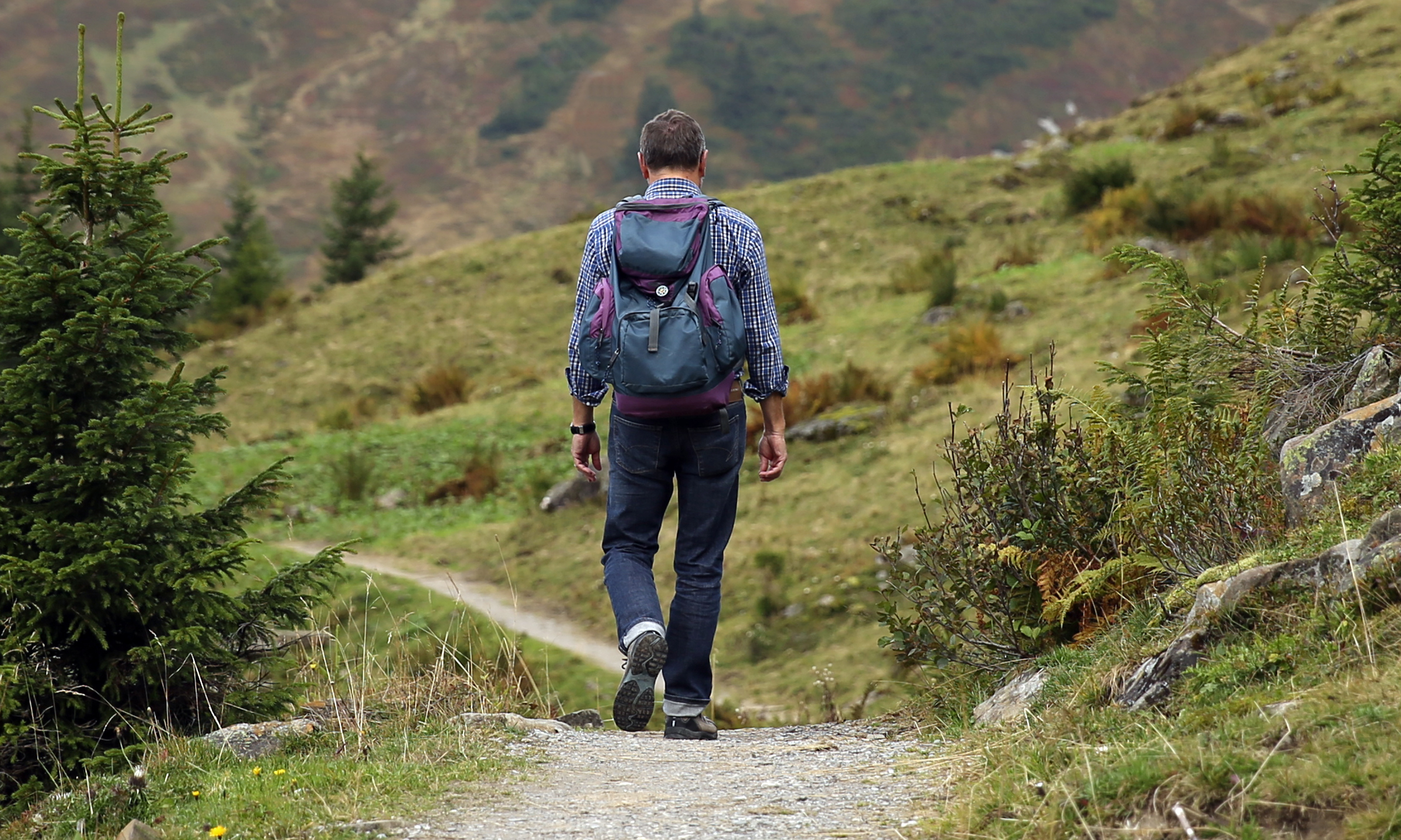 Фото бесплатно альпинист, путешествовать пешком, рюкзак