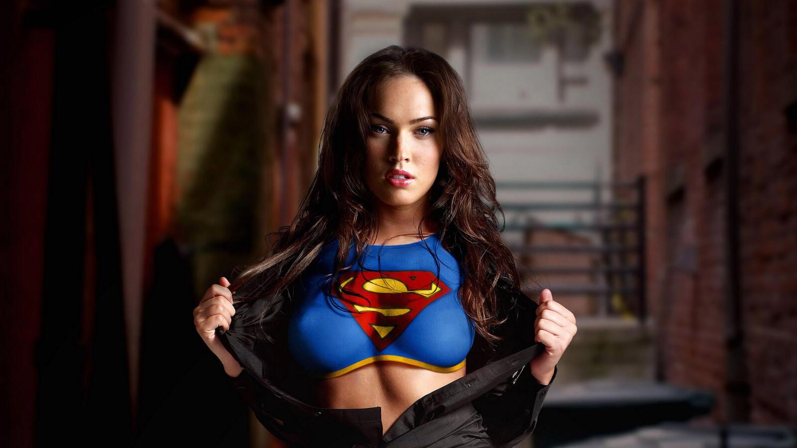 Wallpapers Megan Fox supergirl cosplay on the desktop