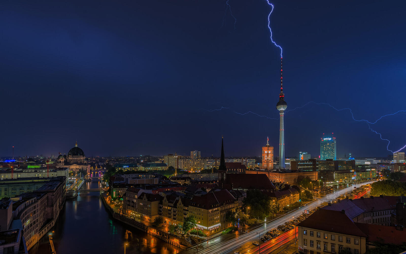 Wallpapers architecture cityscape lightning on the desktop