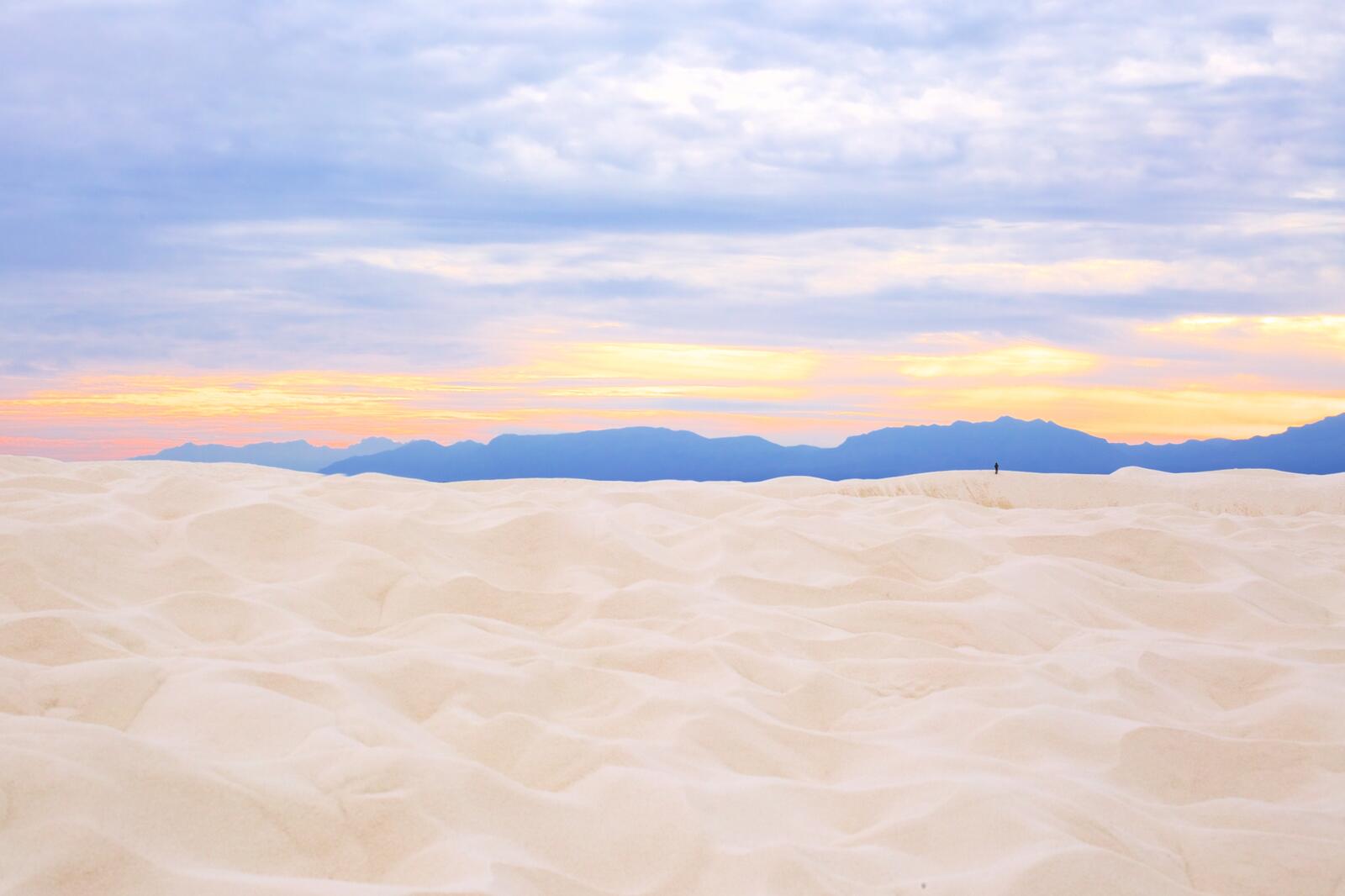 Wallpapers sunset sand expanse on the desktop