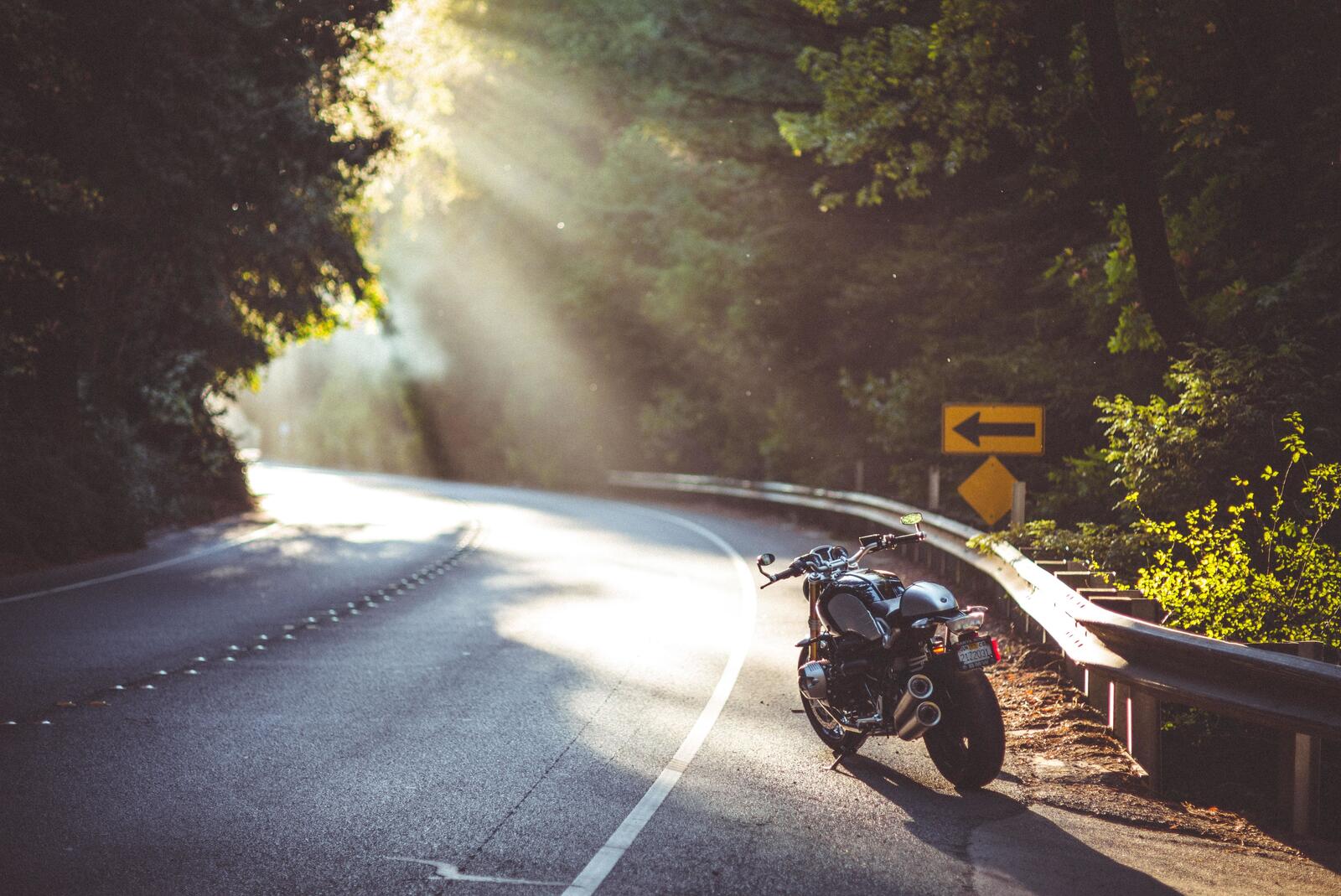 Wallpapers BMW motorcycles sun rays on the desktop