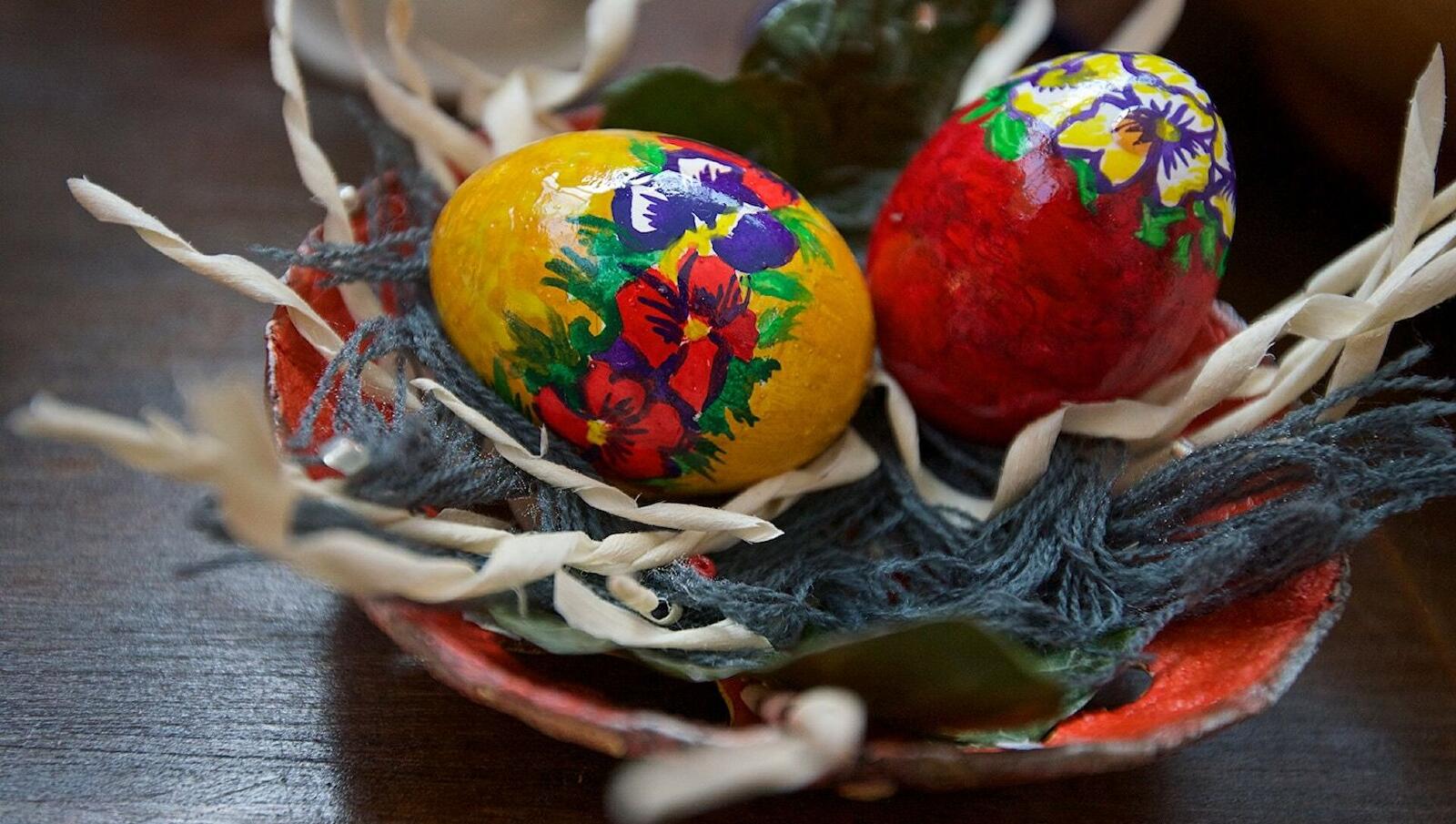 桌面上的壁纸彩蛋 复活节 食物