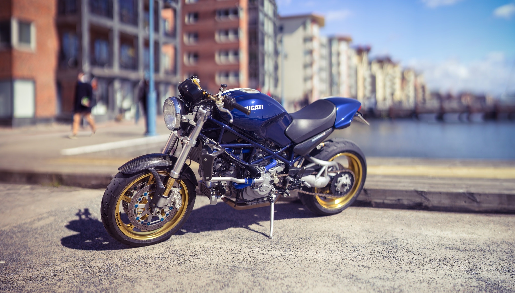 Фото бесплатно мотоцикл, синий, глубина резкости