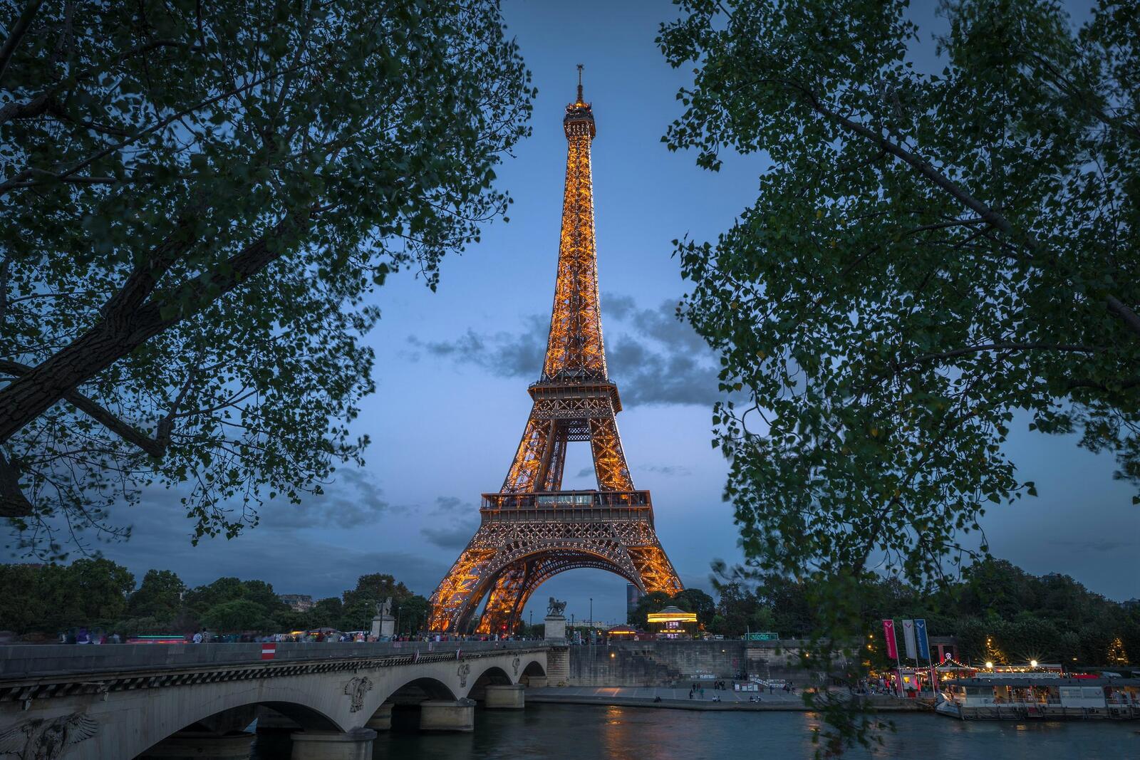 Обои Seine River Paris ночь на рабочий стол