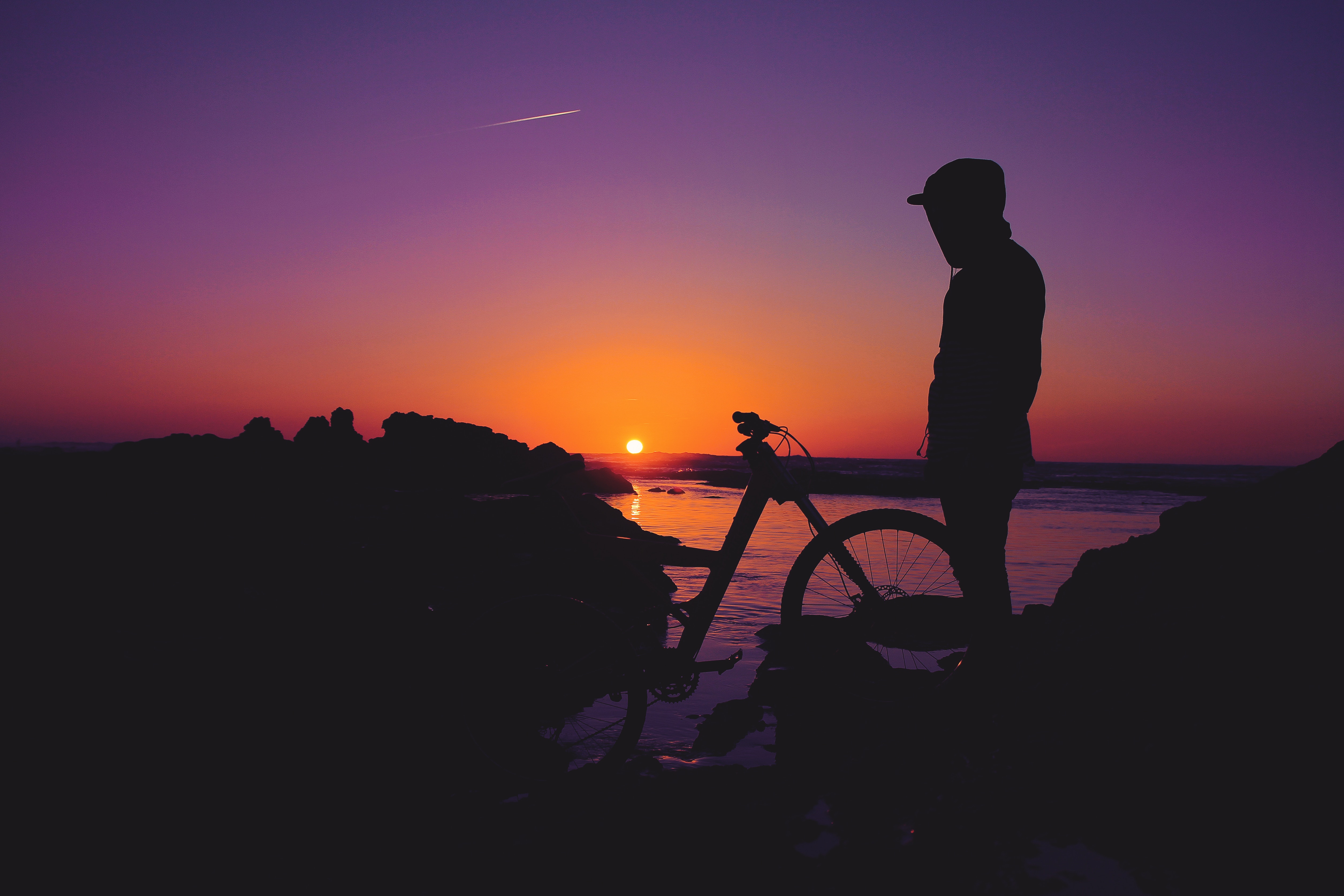 Wallpapers man silhouette bicycle on the desktop