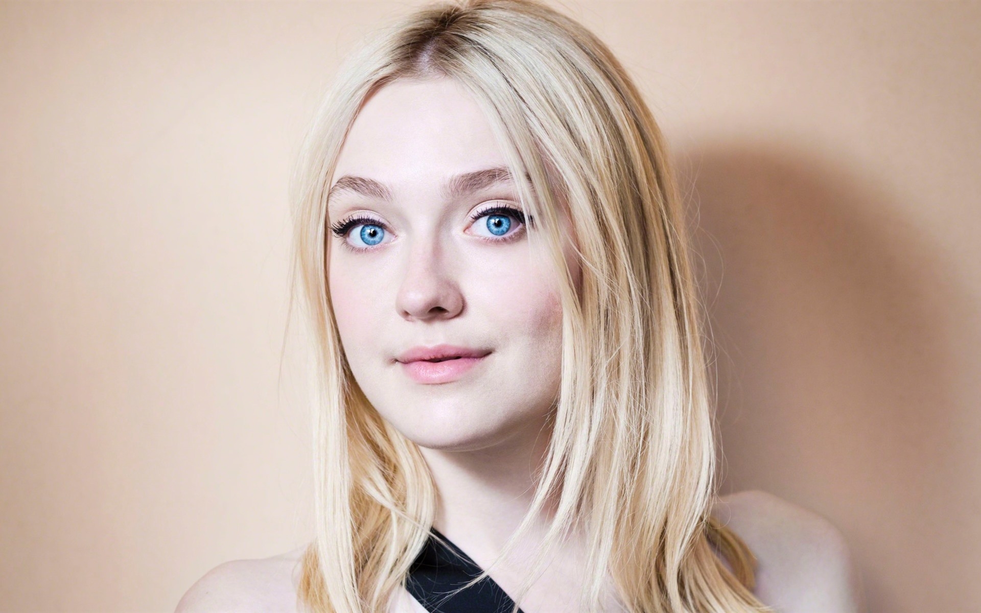 Wallpaper blonde, actress, blue eyes, pretty, Wallpaper Dakota Fanning ...