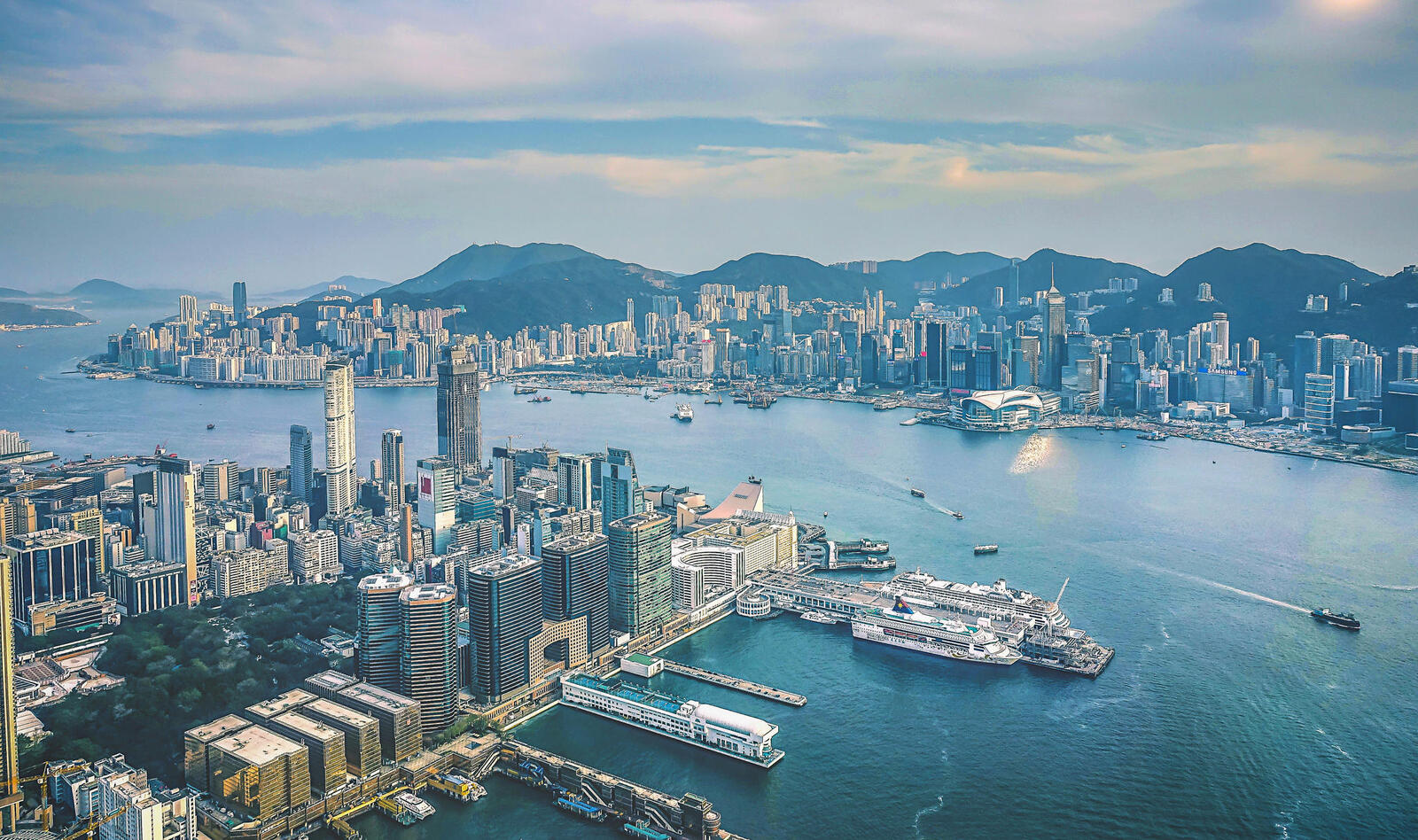 Гонконг страна или город. Гонконг (Hong Kong). Мегалополис Сянган. Сянган столица. Гонг Конг население.