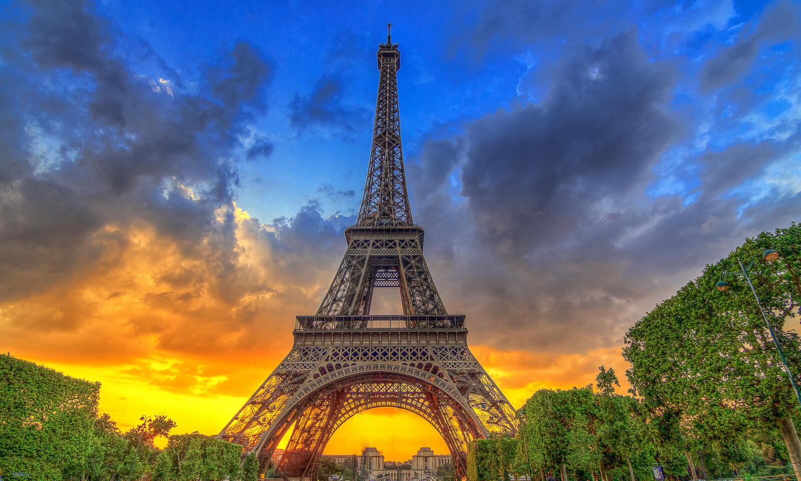 Обои Франция закат Эйфелева башня на рабочий стол