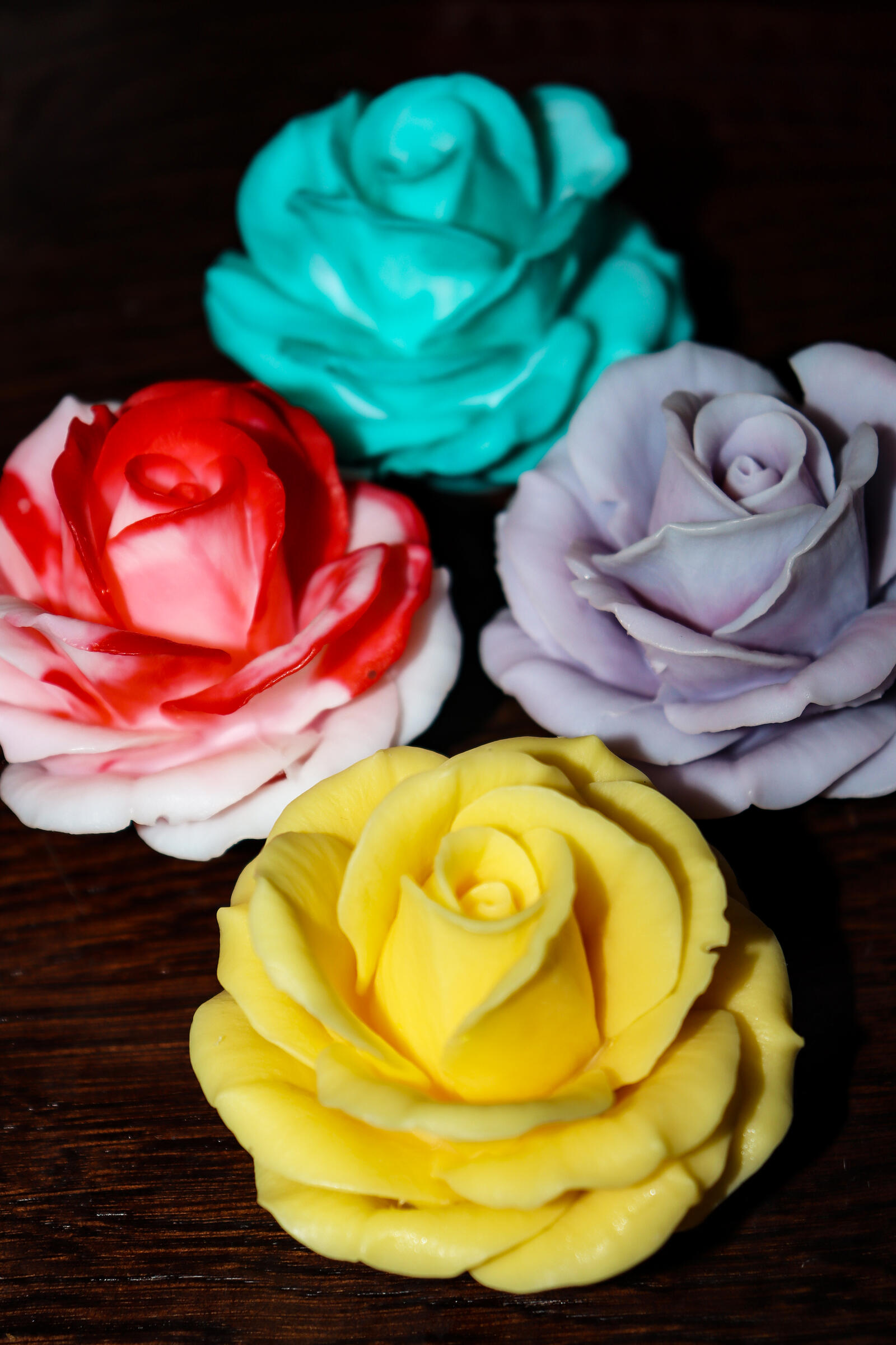 免费照片肥皂。玫瑰花。制皂。绽放的花蕾。