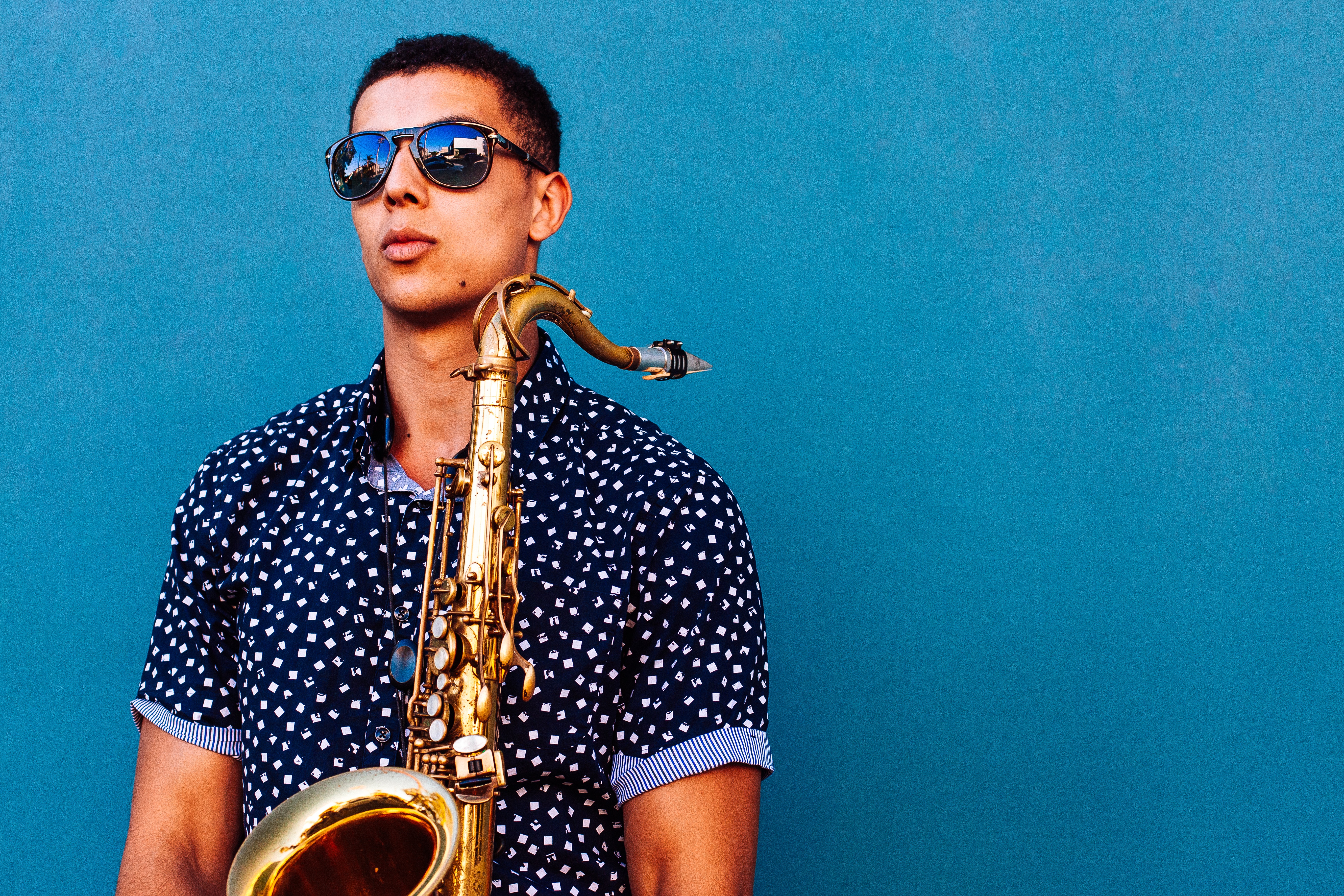Photo free saxophone, guy, sunglasses