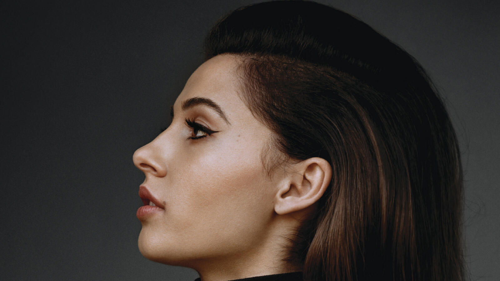 Wallpapers Naomi Scott hairstyle style on the desktop