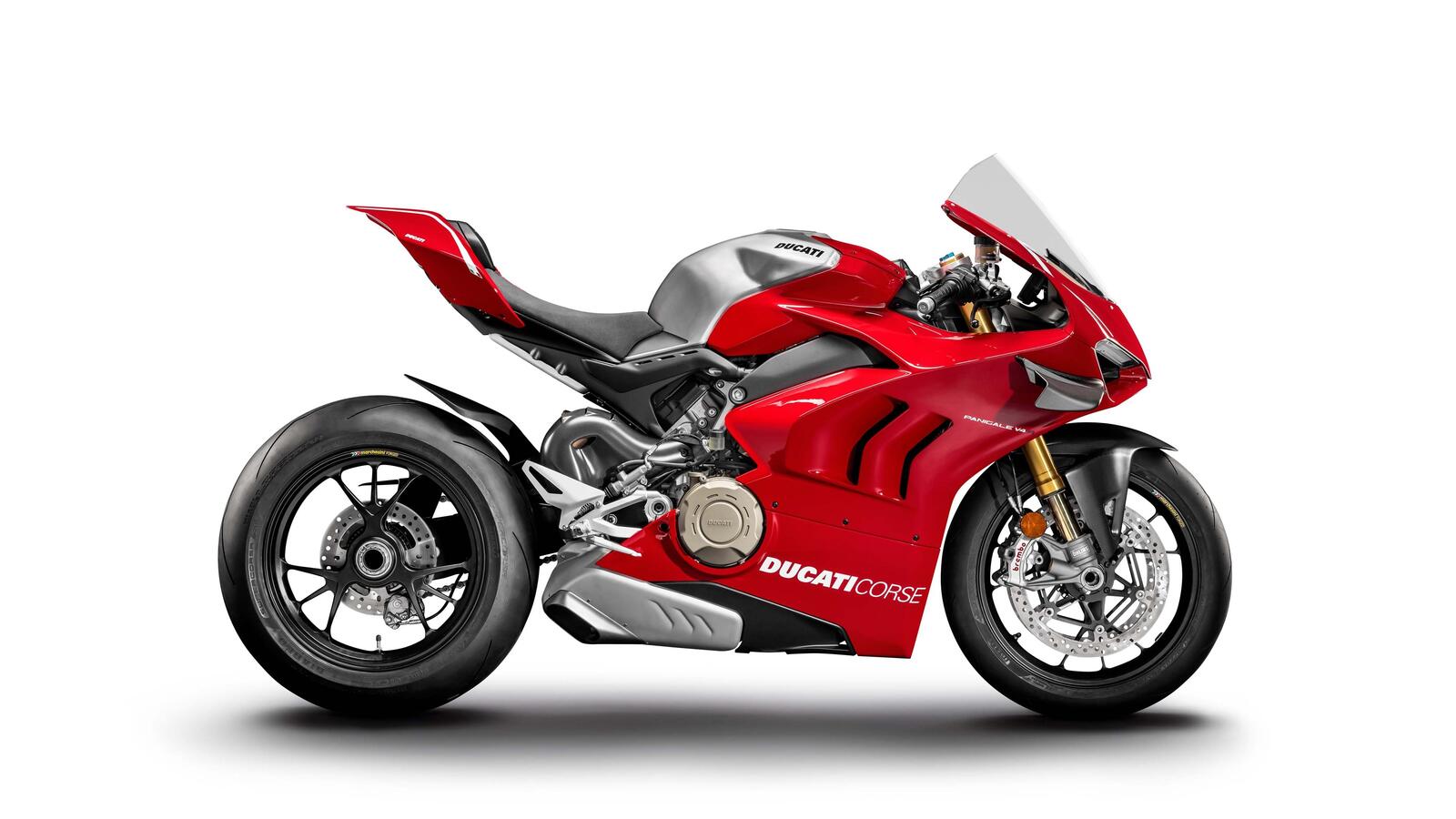 Бесплатное фото Красная спортивный мотоцикл Ducati Panigale V4 R