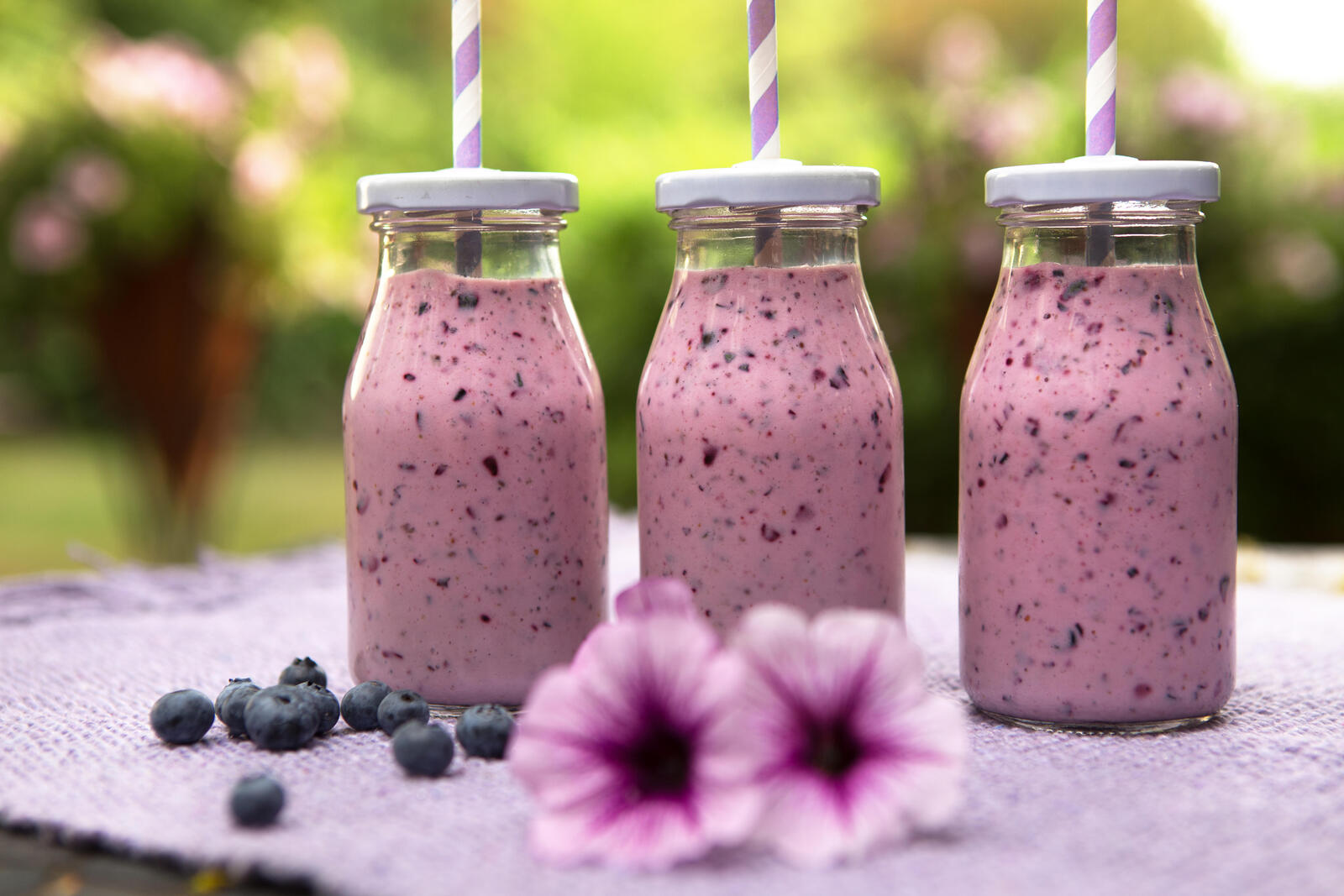 Wallpapers smoothie blueberry bottle on the desktop