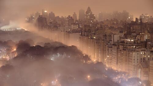Ночной туман над городом