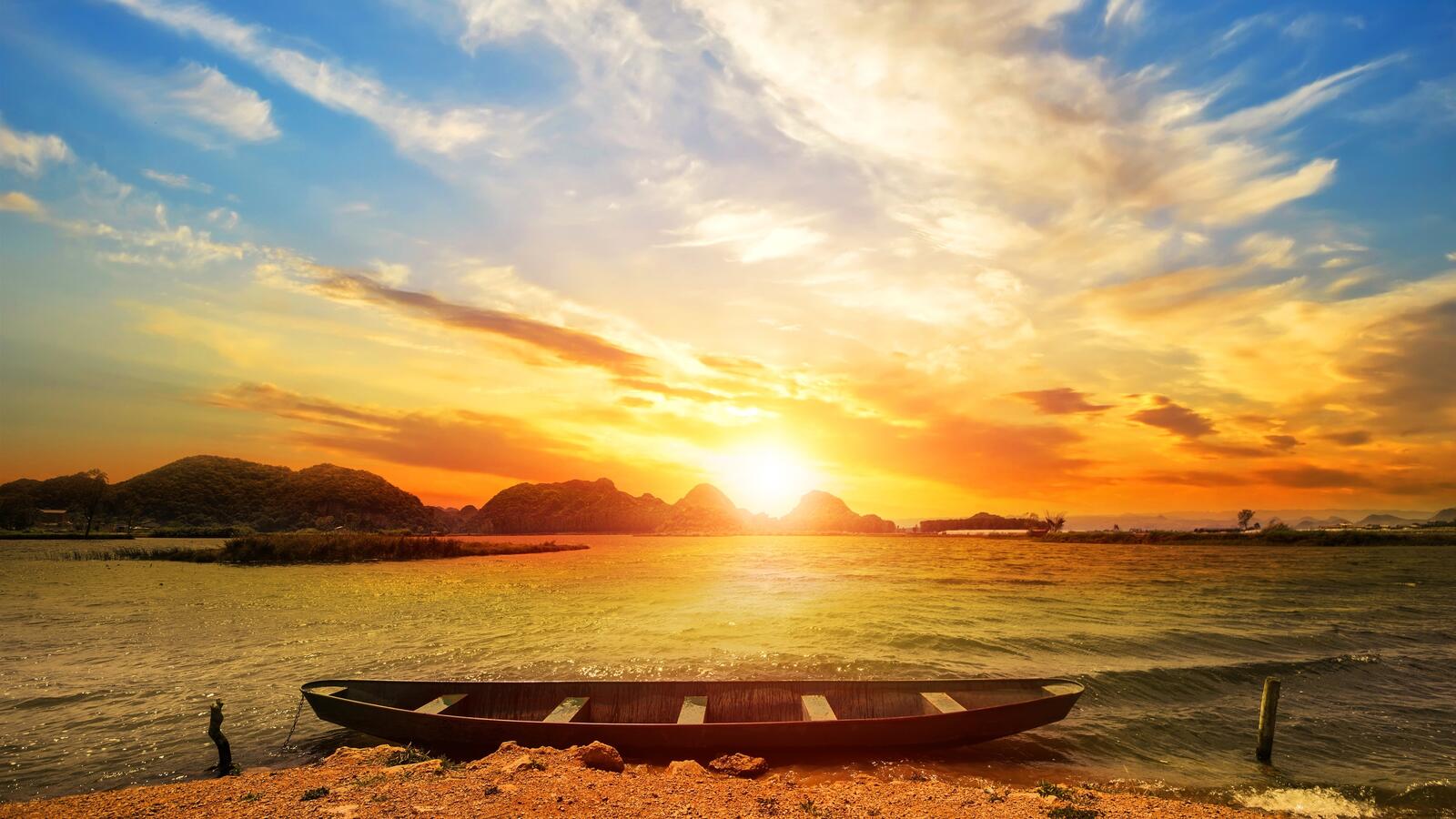 Обои обои восход солнца лодка солнечный закат на рабочий стол