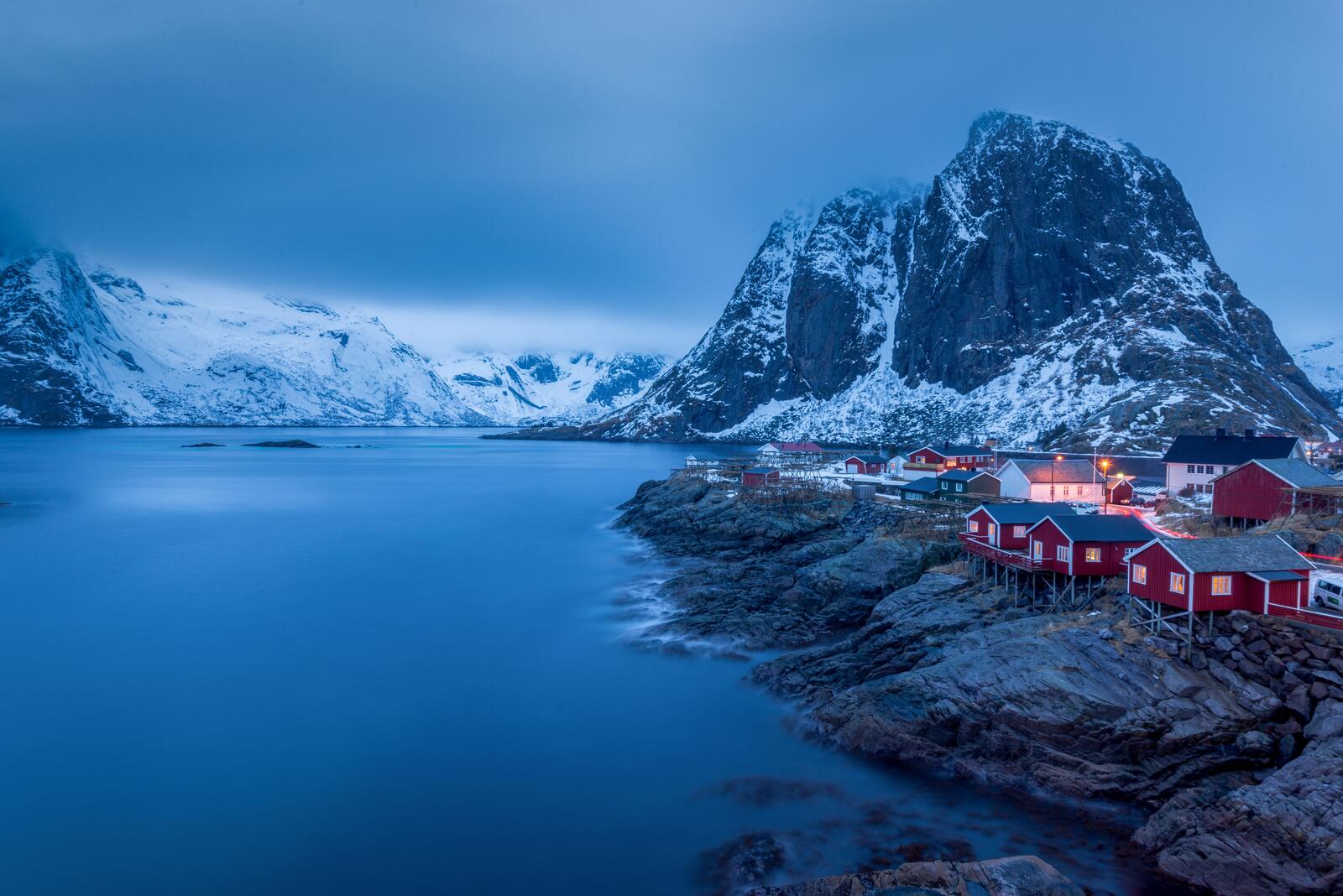 Обои Норвегия Лофотенские острова красные дома на рабочий стол