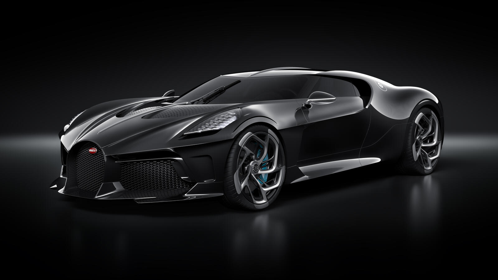 Бесплатное фото Черная Bugatti La Voiture Noire 2019 года на темном фоне