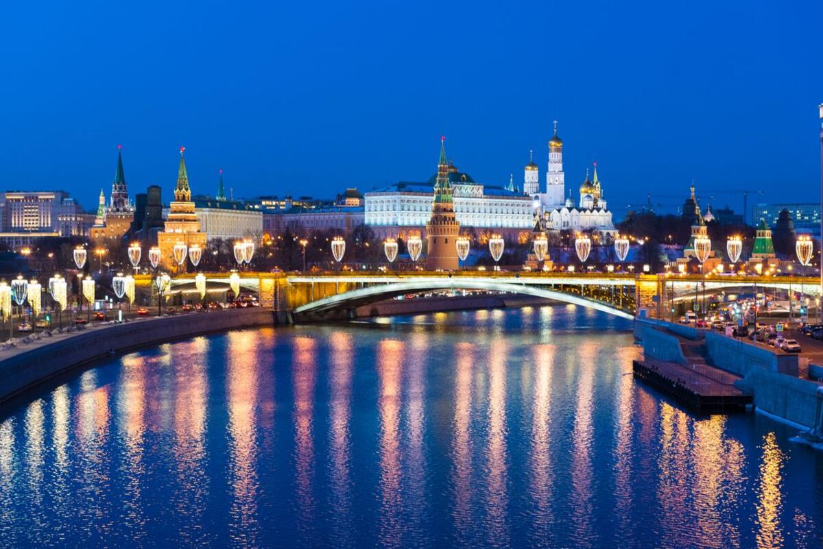 Evening view of Moscow Kremlin from Patriarshy bridge