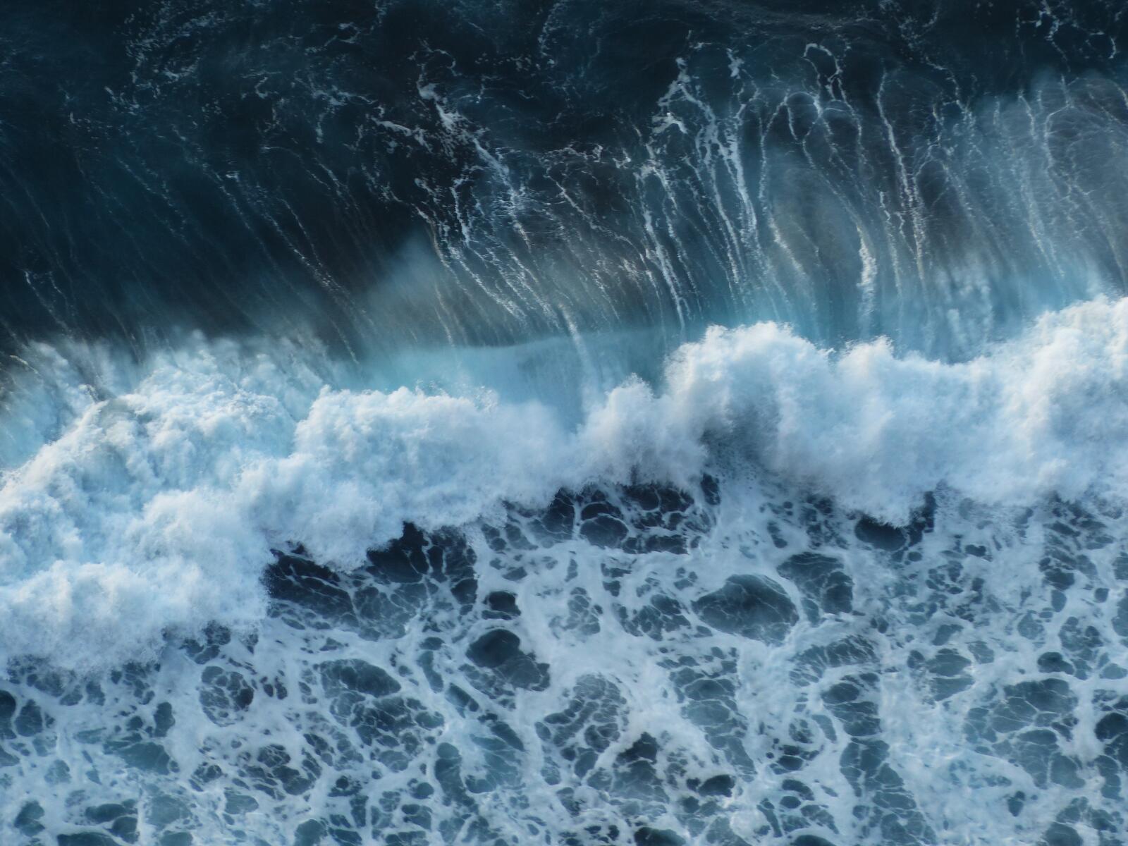 Wallpapers ocean wave atmospheric phenomenon on the desktop