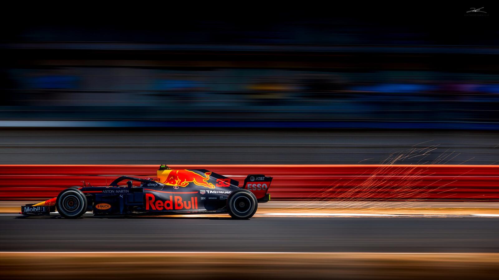 Wallpapers Red Bull f1 cars on the desktop