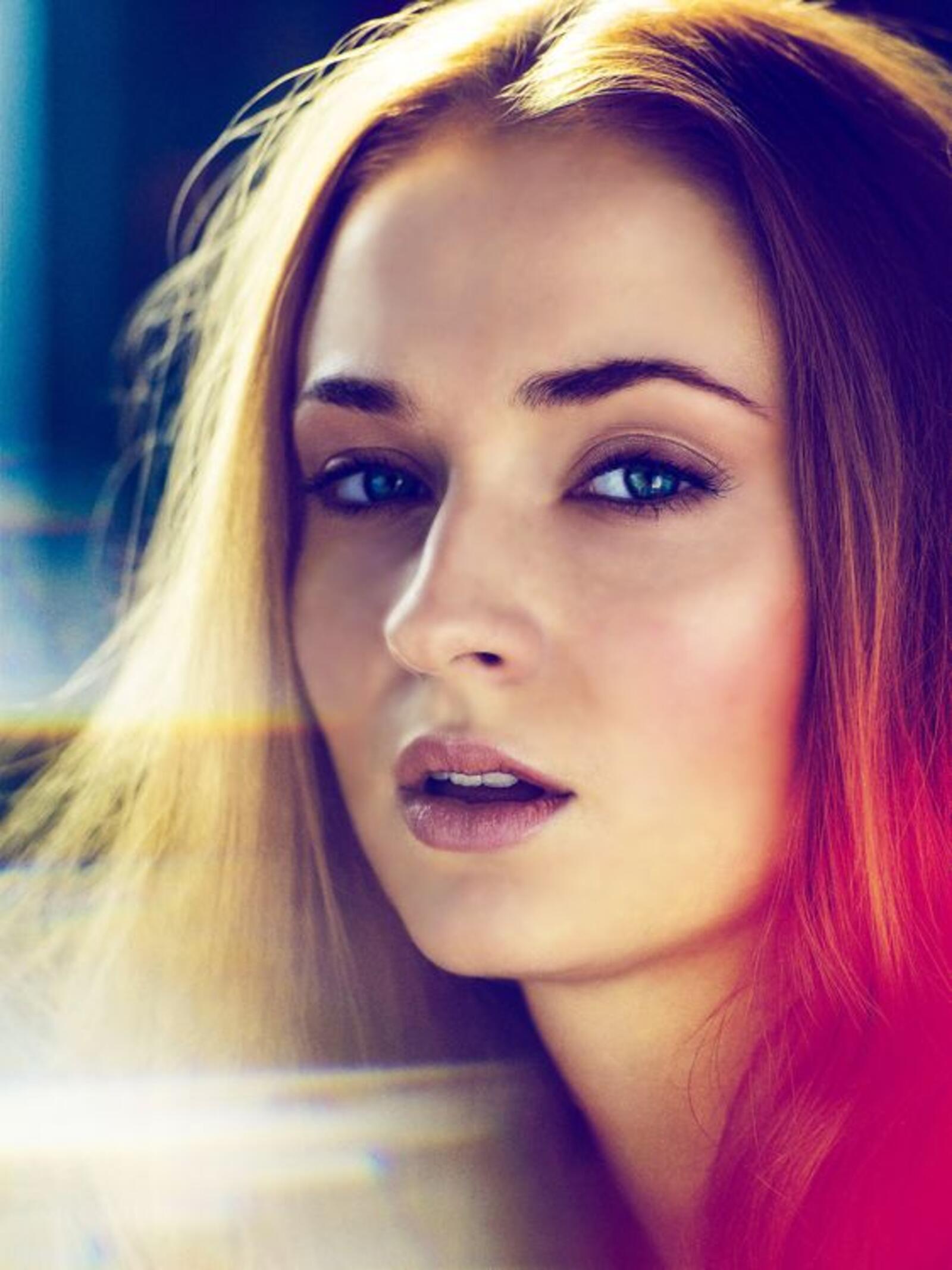 Wallpapers Sophie Turner actress open mouth on the desktop