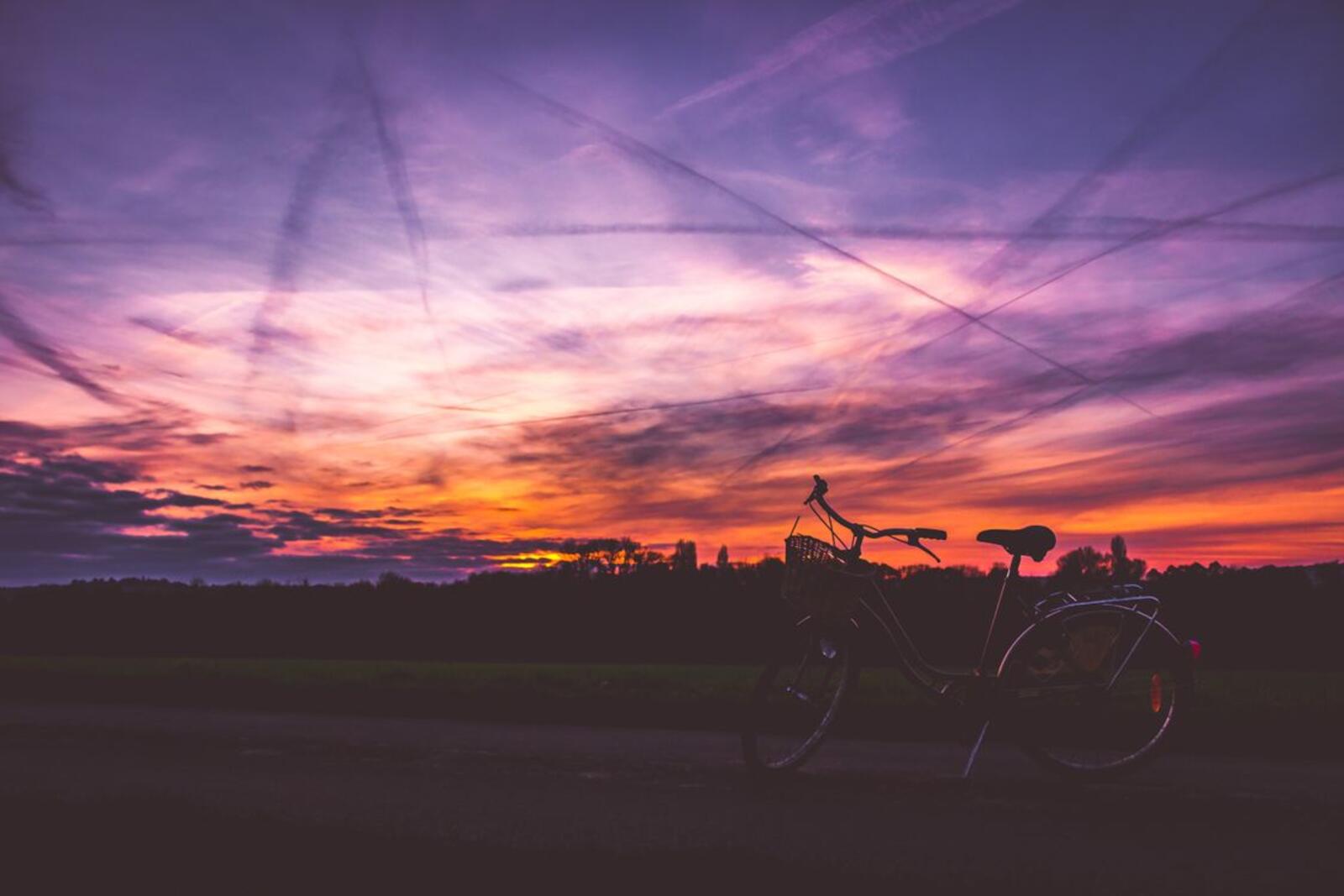 Обои велосипед закат небо на рабочий стол