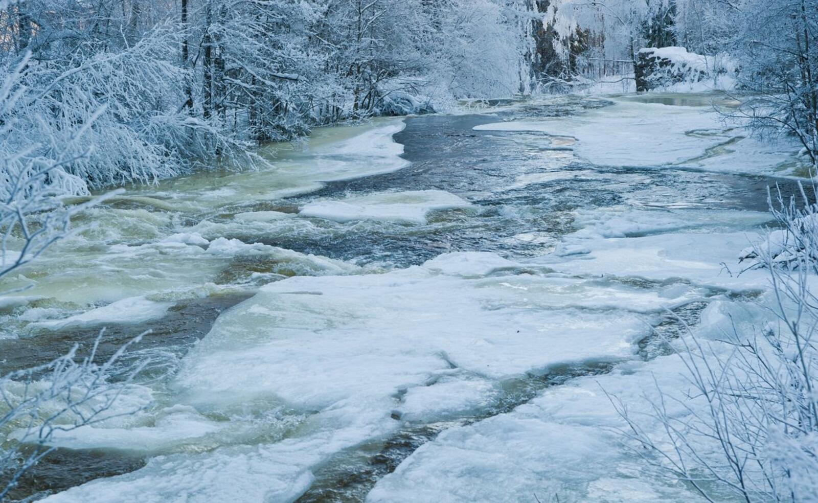 Обои река пейзаж лед на рабочий стол