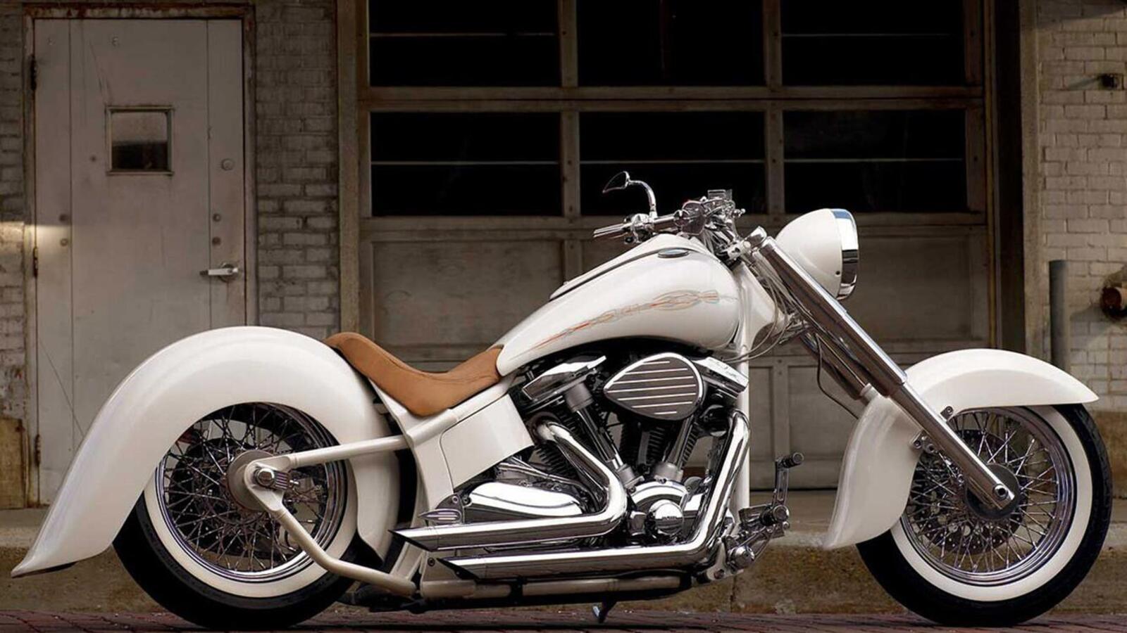 桌面上的壁纸雅马哈 摩托车 白色摩托车