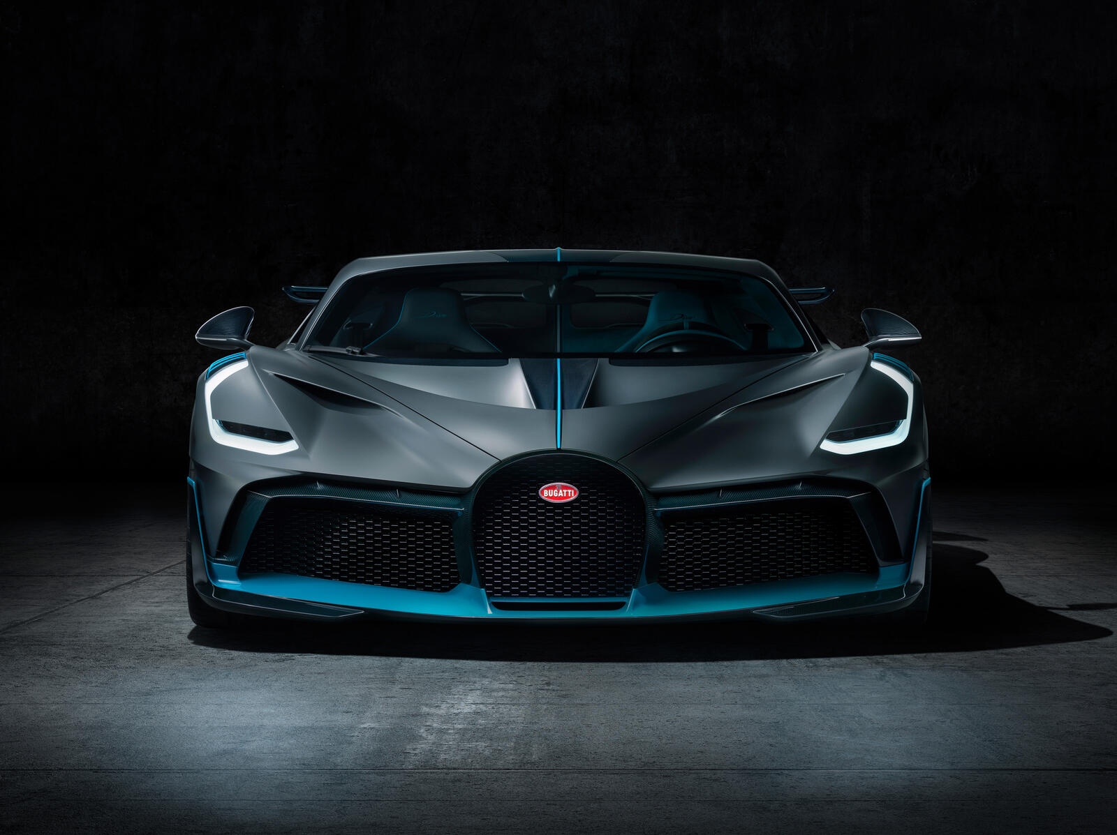 Wallpapers Bugatti Divo front of view from front on the desktop