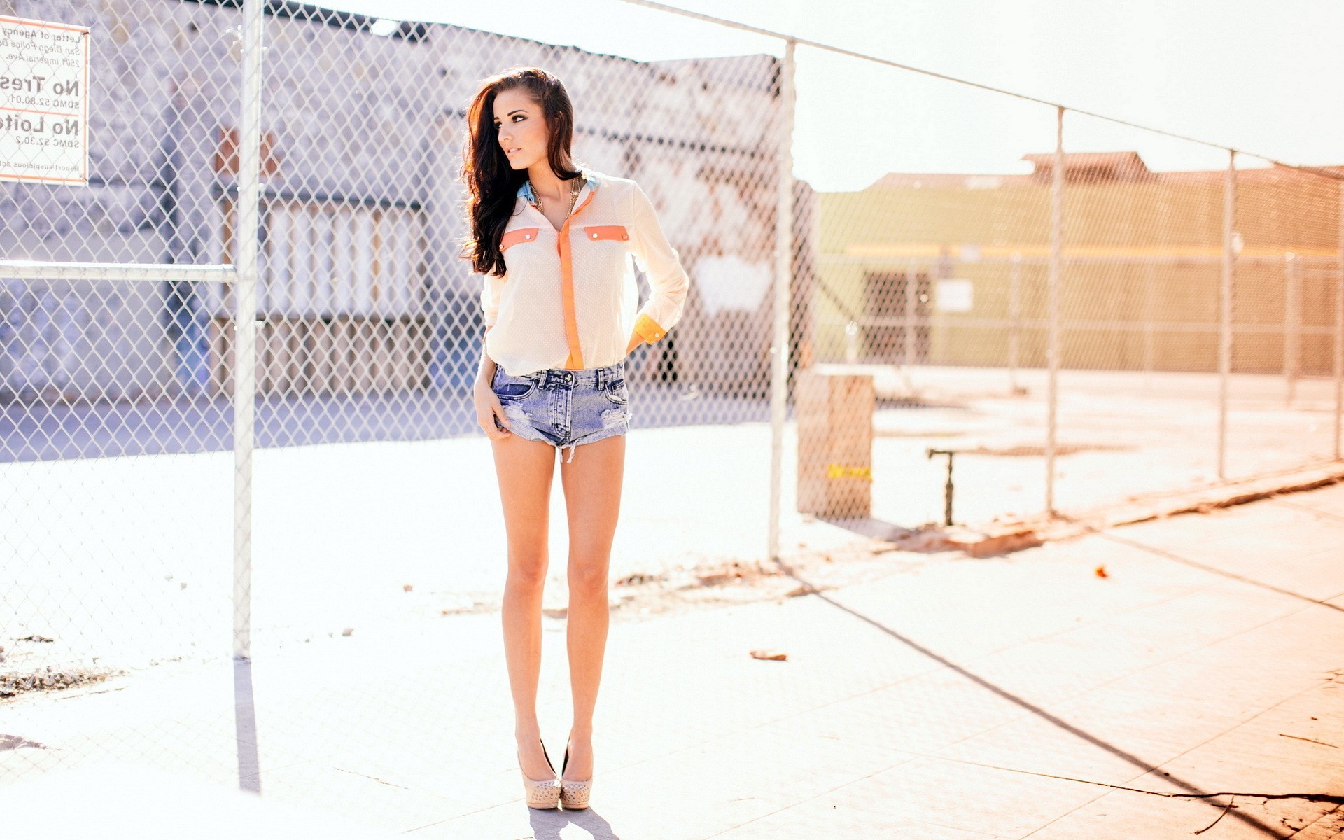 Photo free Rachelle Mason, shorts, model