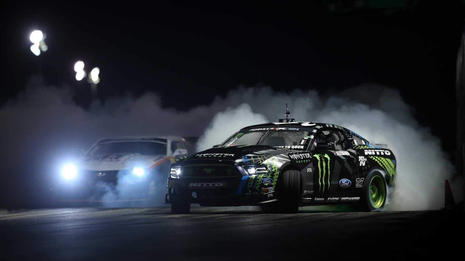 Wallpapers Ford Drifting Cars tires on the desktop