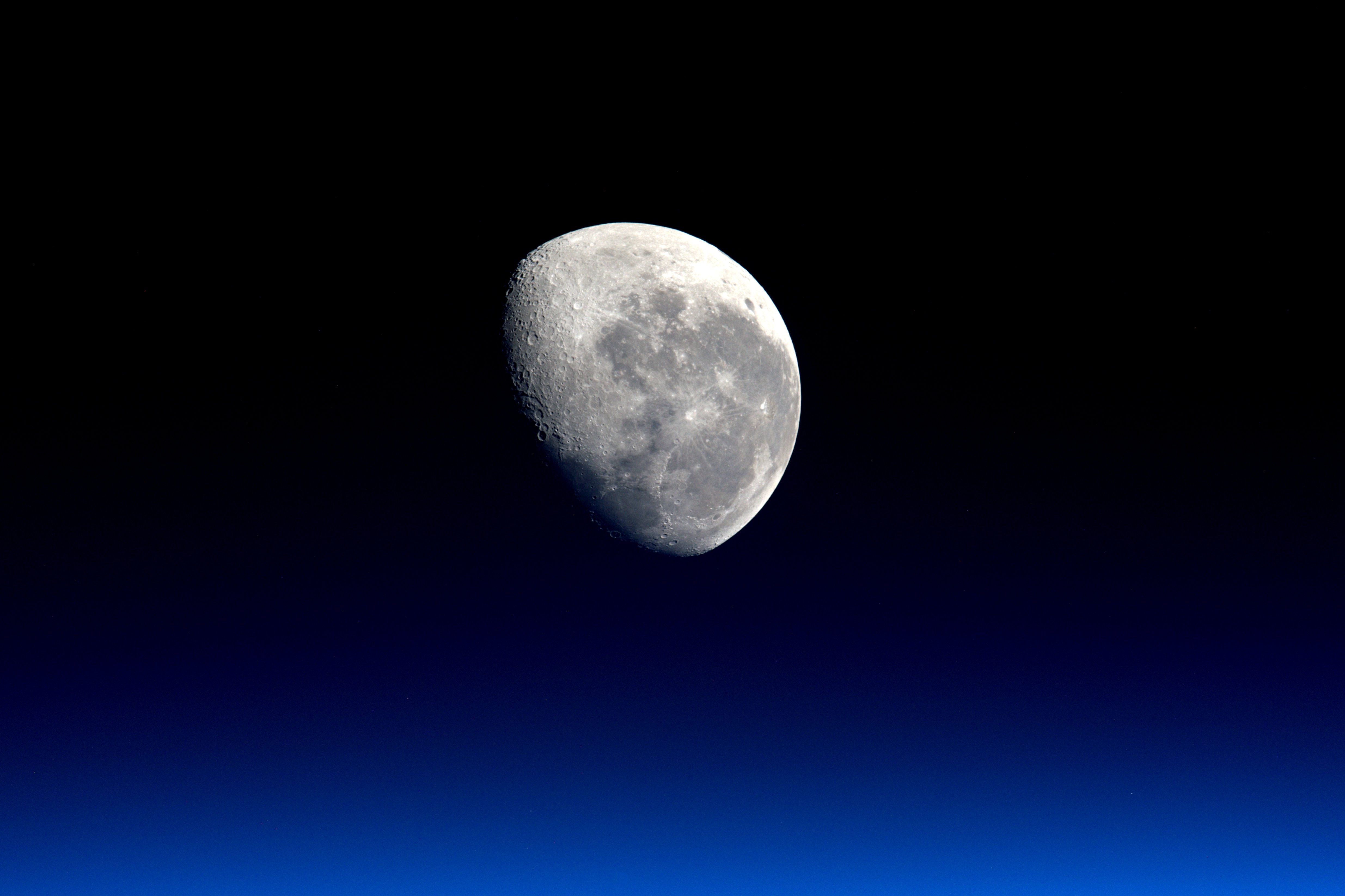 Обои астрономический объект NASA лунный свет на рабочий стол