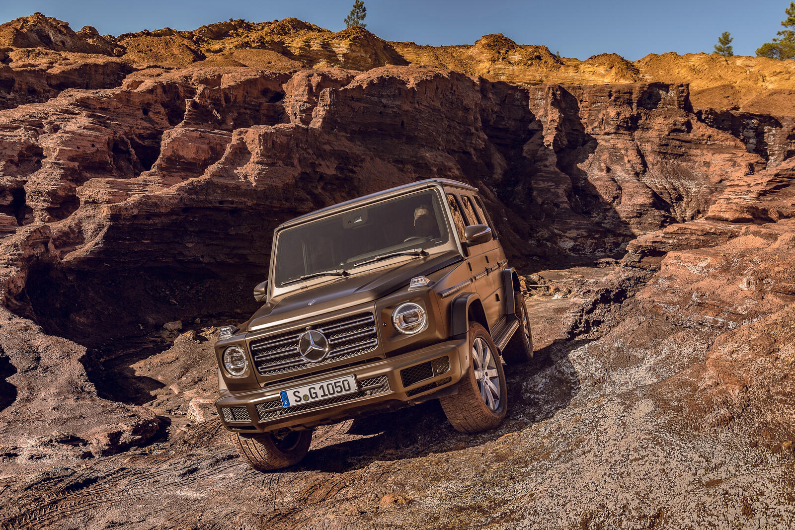 Wallpapers off-road 2019 cars Mercedes on the desktop