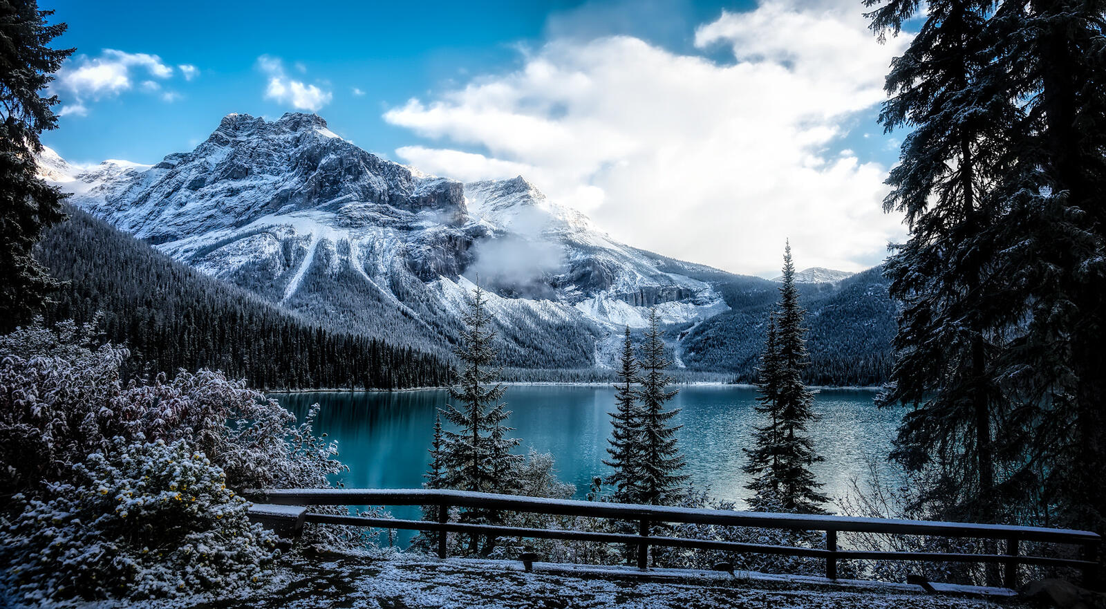 Wallpapers lake blue snow on the mountains emerald lake on the desktop