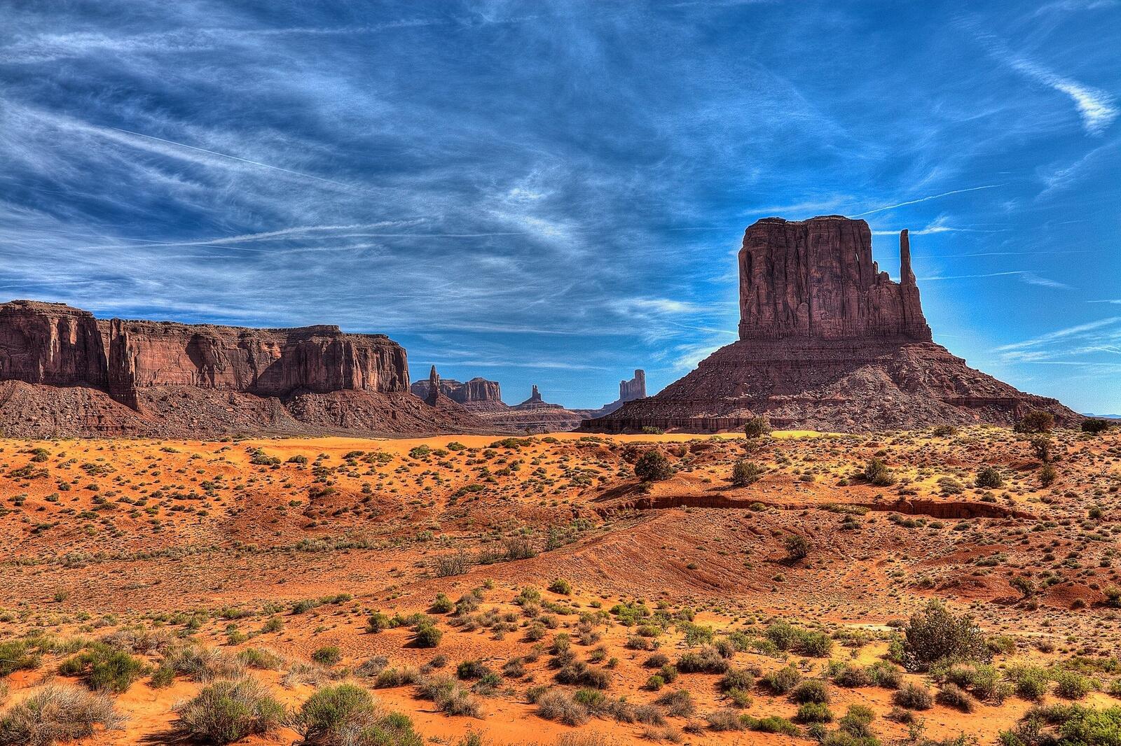 Wallpapers monument valley crag clouds on the desktop