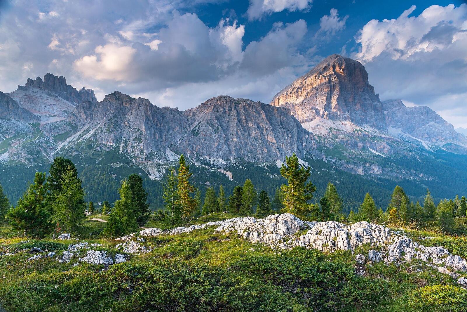 Wallpapers Dolomites Italy mountains on the desktop