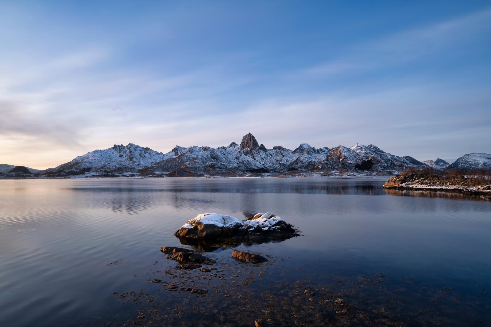 Обои Норвегия Лофотенские острова горы на рабочий стол