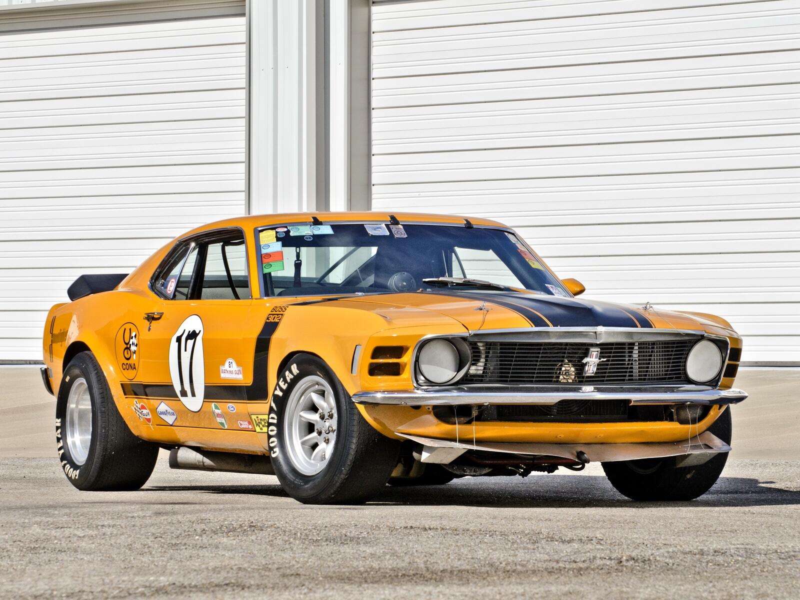 Wallpapers boss 302 mustang yellow side view on the desktop