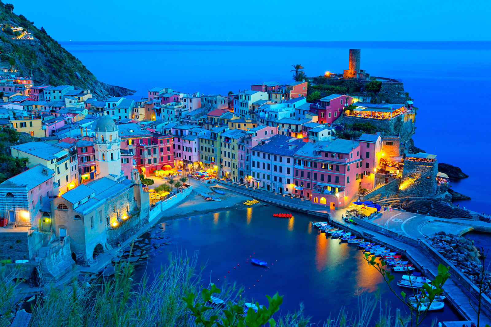 Wallpapers Italy Vernazza evening on the desktop