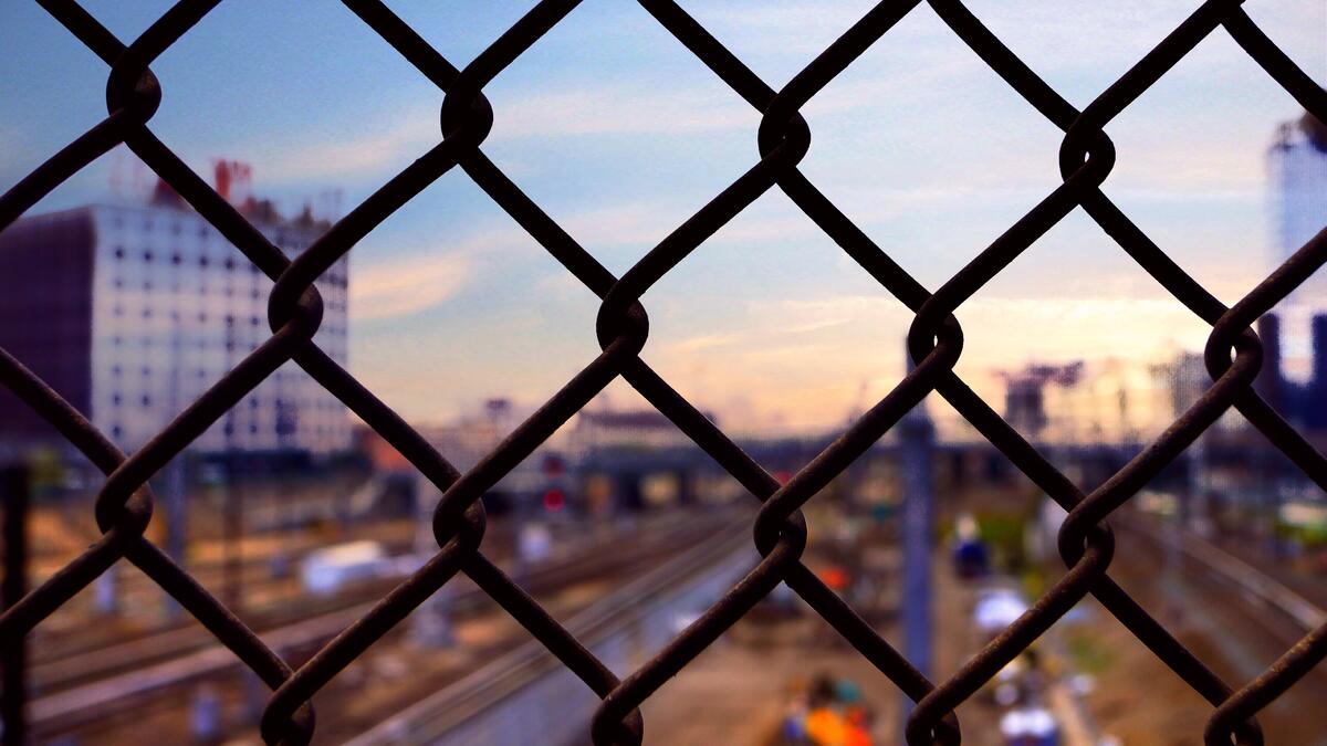 Iron mesh fence