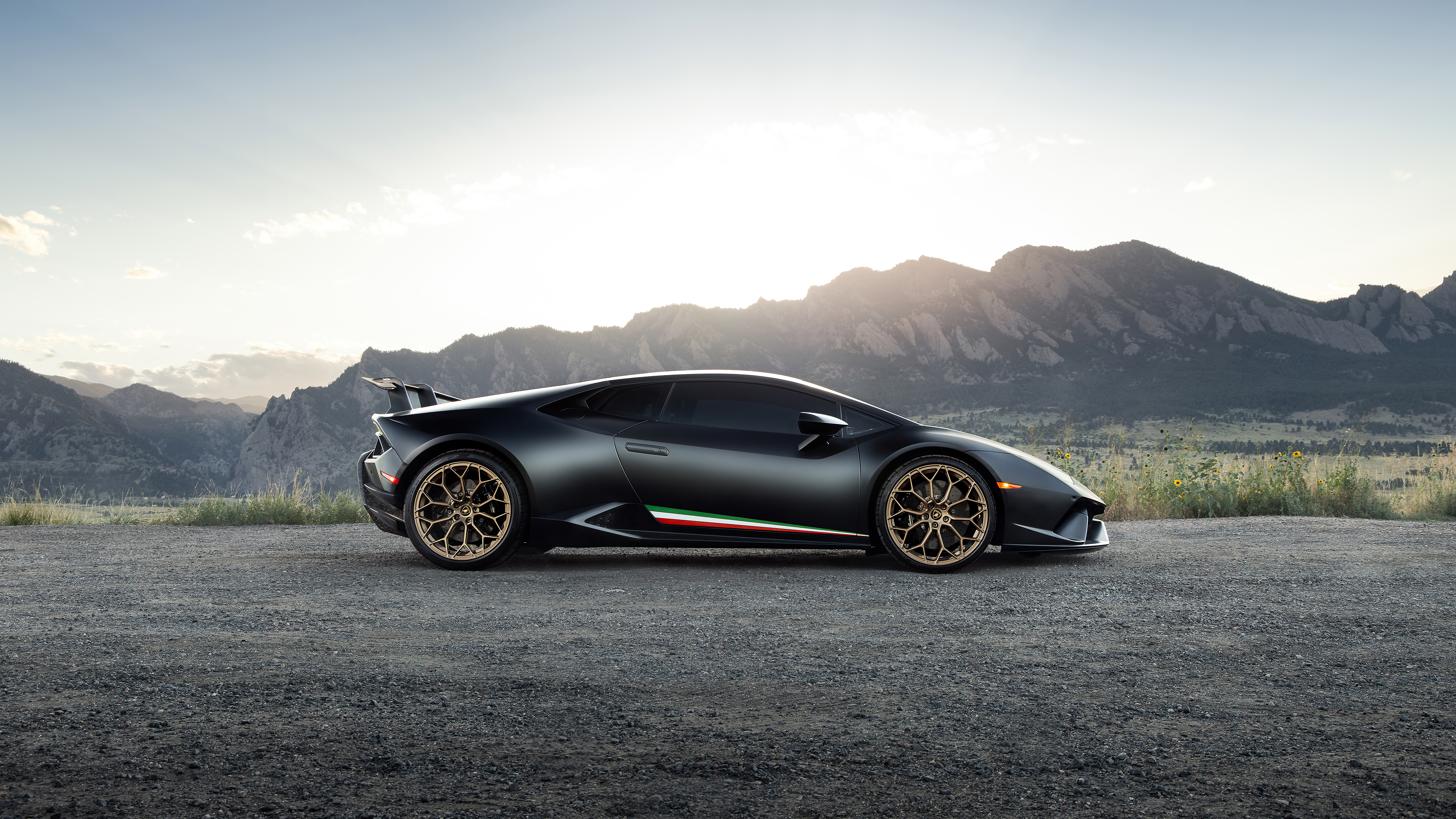 Фото бесплатно Lamborghini Huracan, Ламборгини, автомобили 2021 года