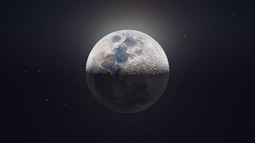 Необычная тень на луне
