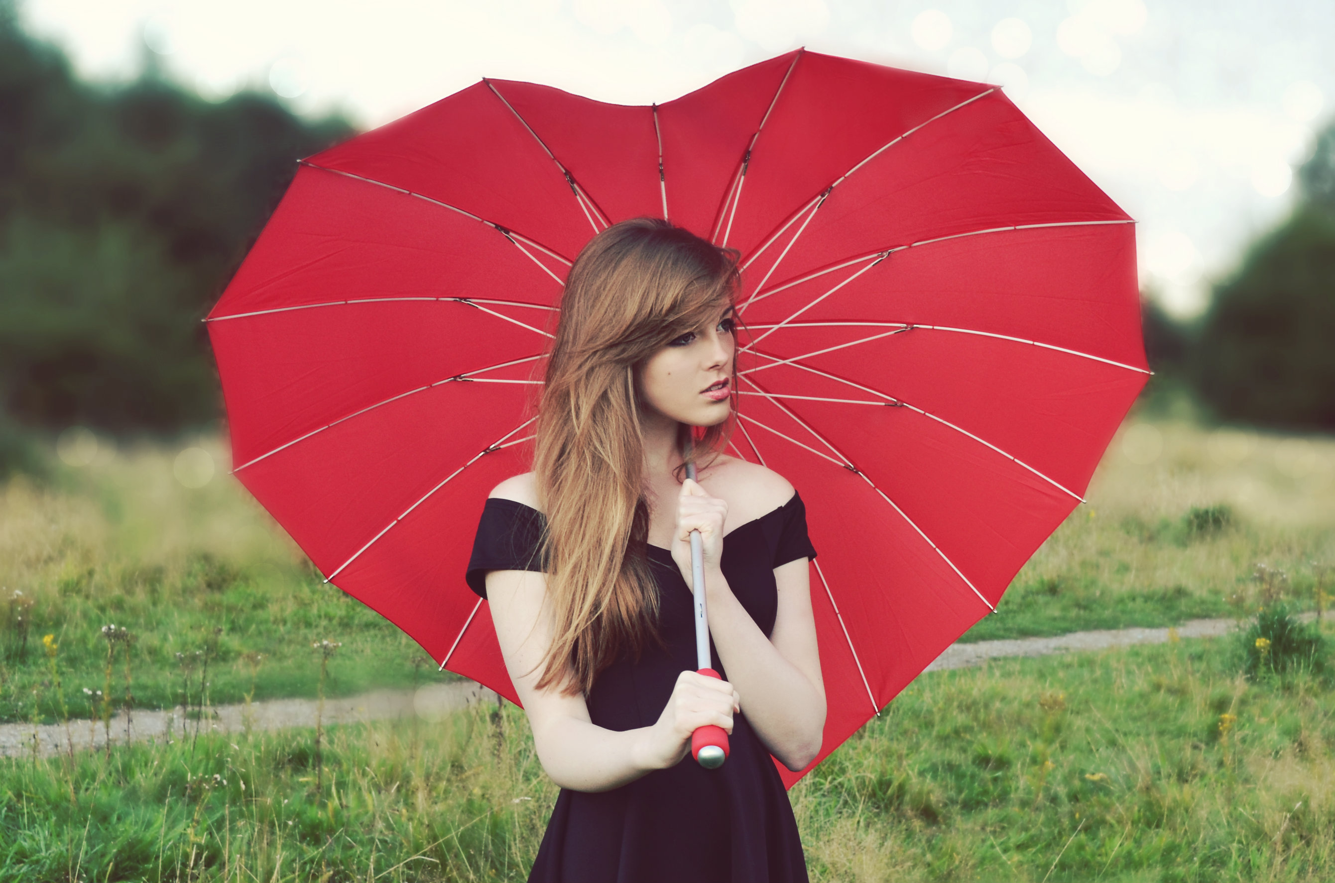 Umbrella dress. Девушка с зонтом. Девочка с зонтиком. Красивая девушка с зонтом. Рыжая девушка с зонтом.