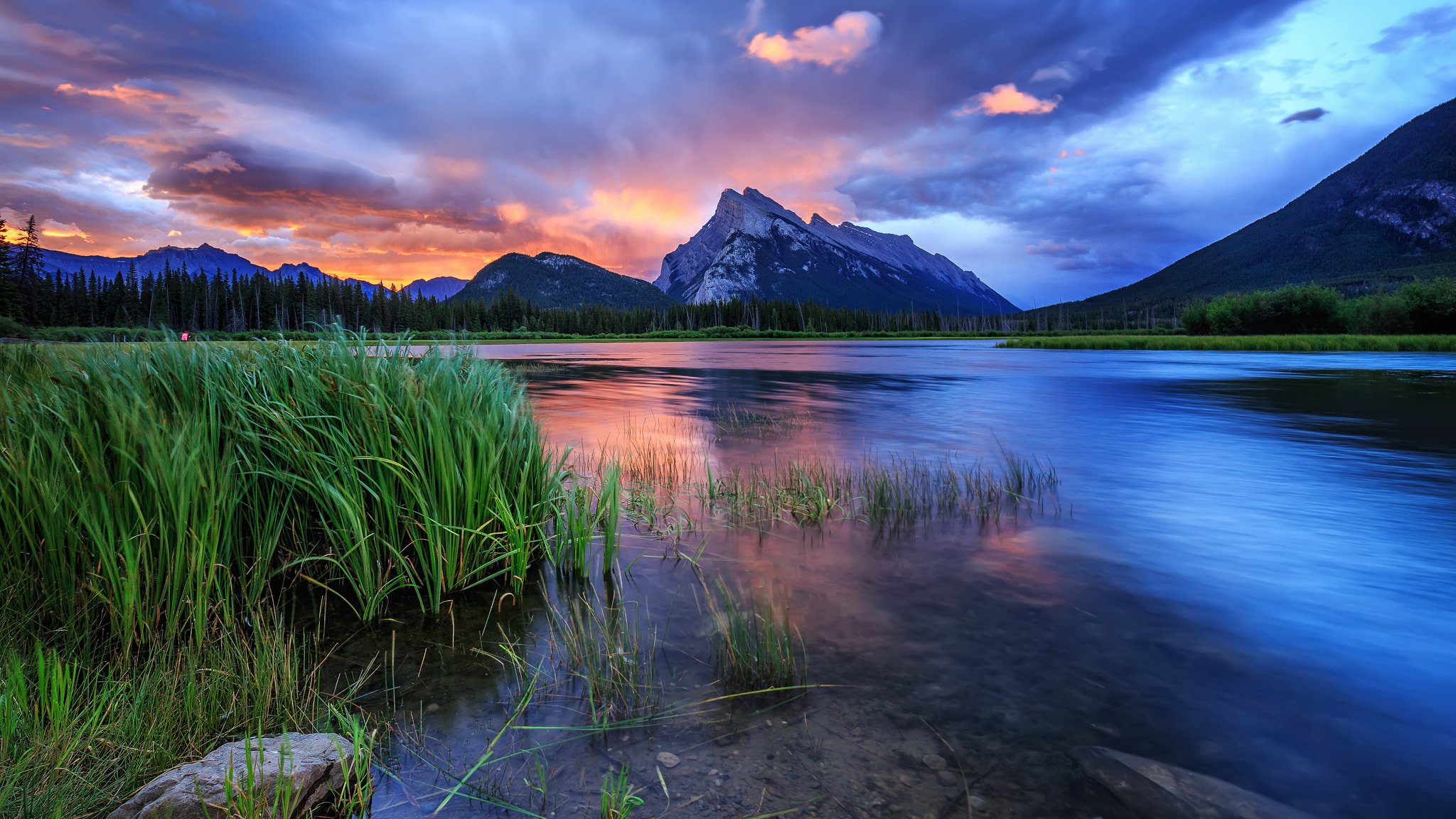 Wallpapers Sunrise over mount Rundle Banff Canada on the desktop